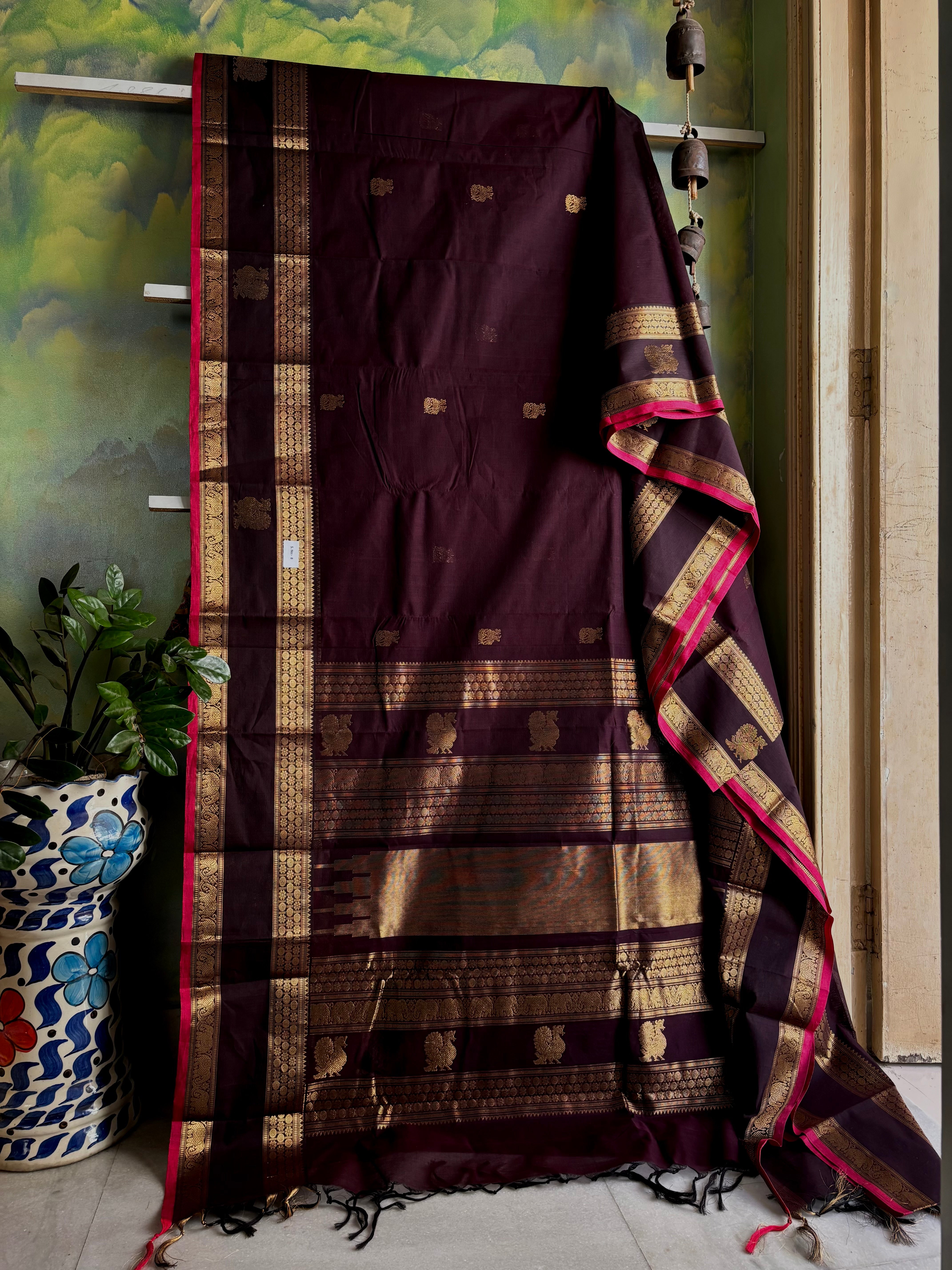 Handwoven Plum Colour Cotton Kanchipuram Saree