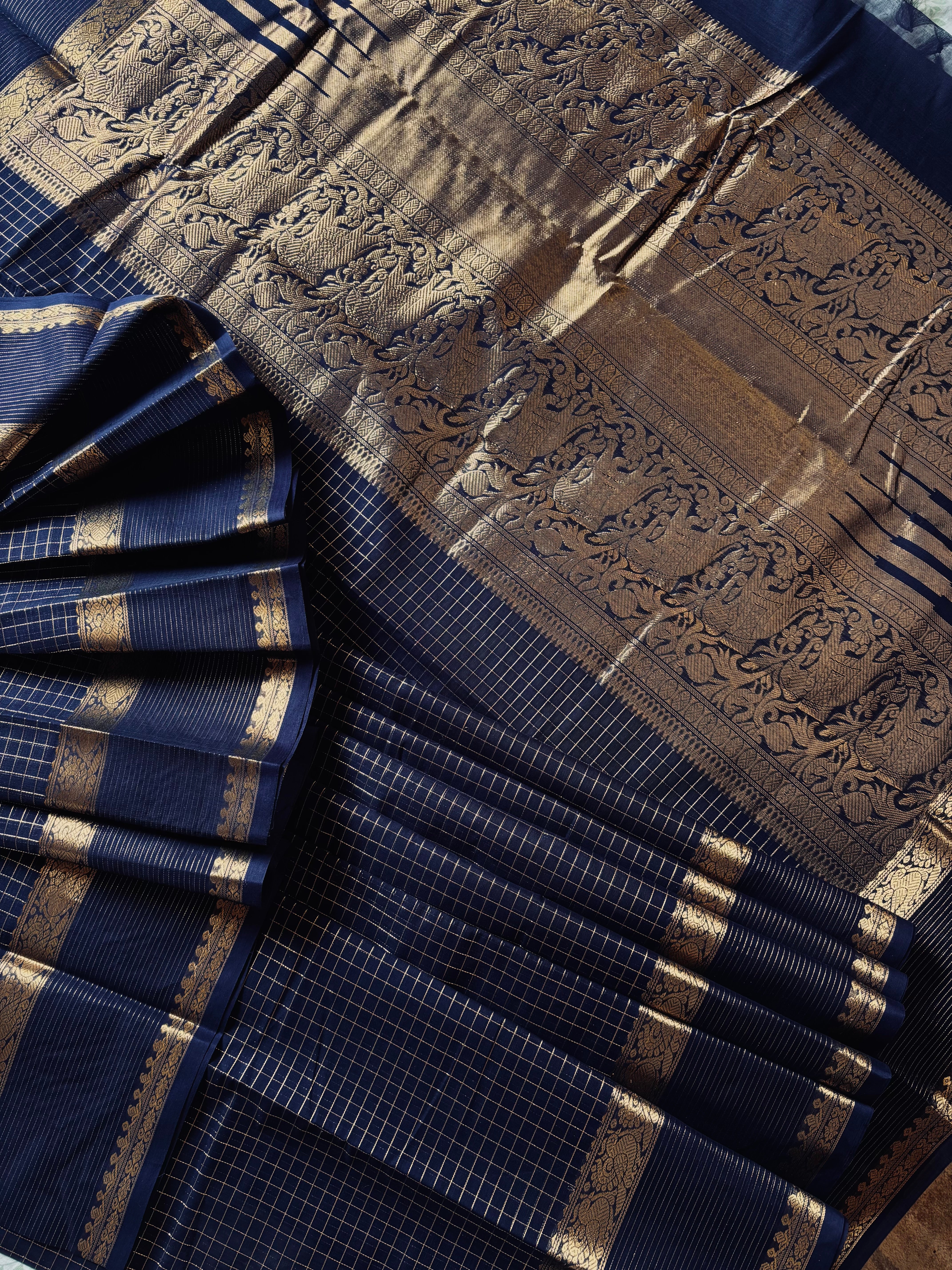 Handwoven Navy Blue Cotton Kanchipuram Saree