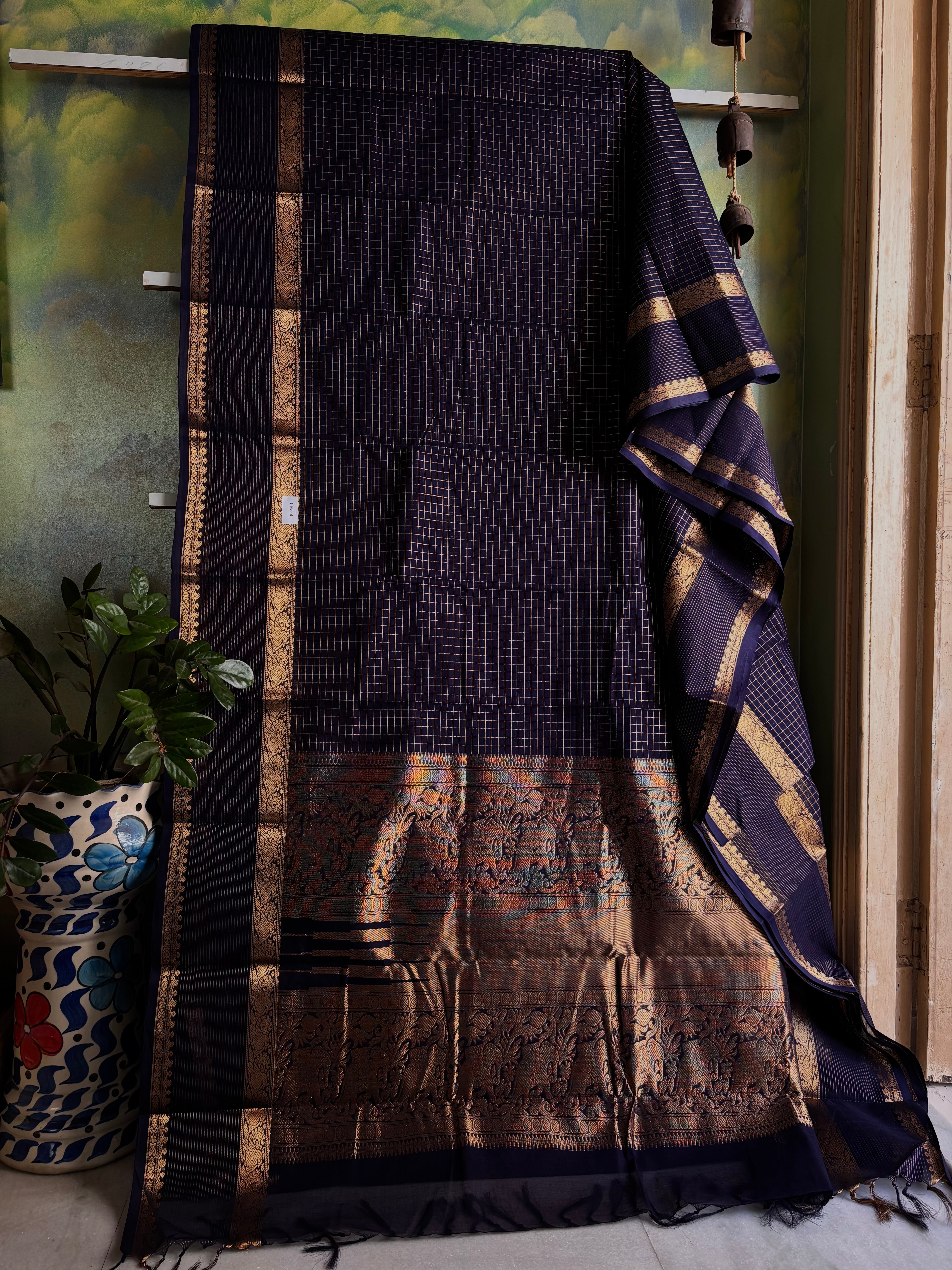 Handwoven Navy Blue Cotton Kanchipuram Saree