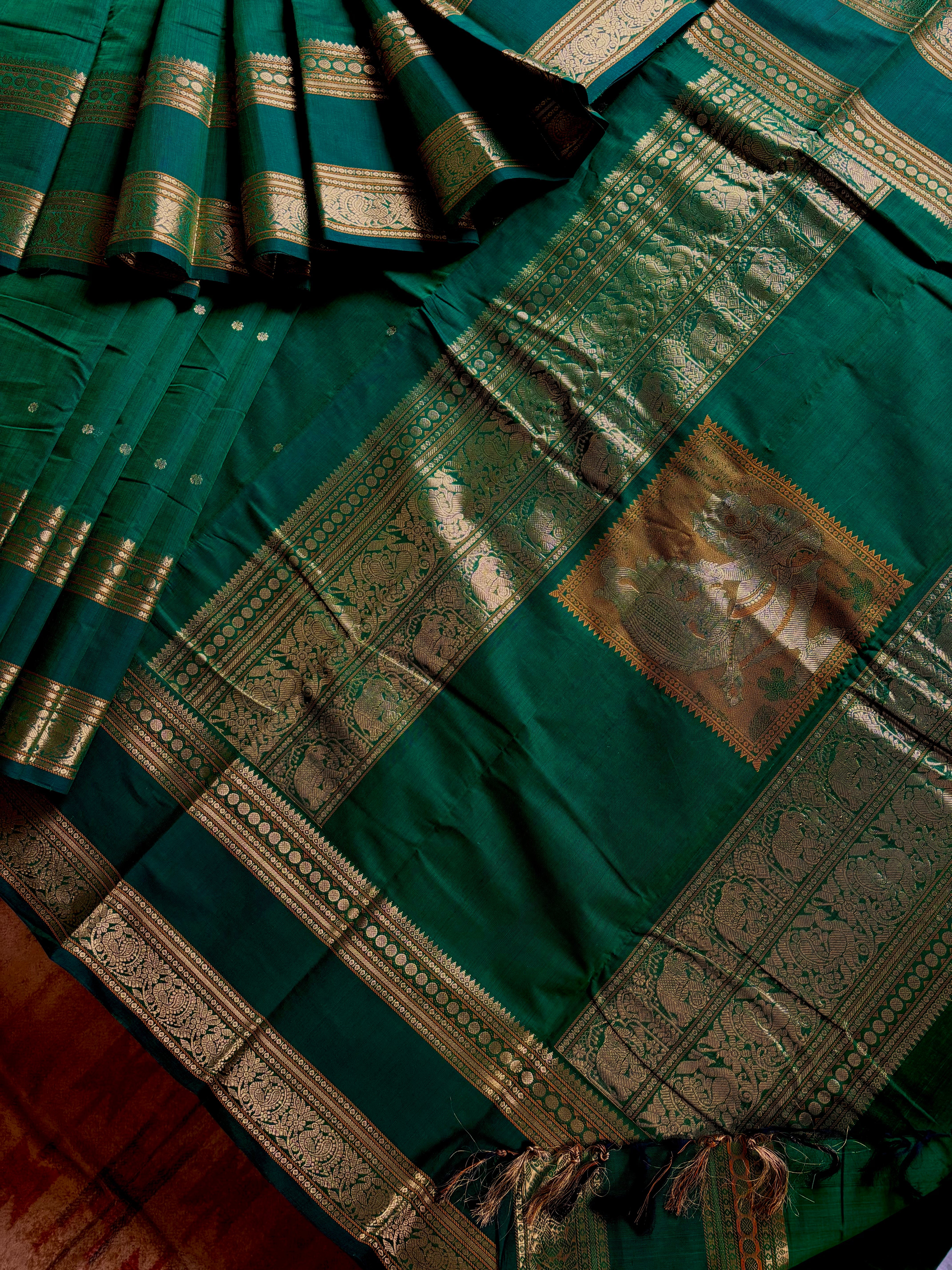 Handwoven Emerald Green Cotton Kanchipuram Saree