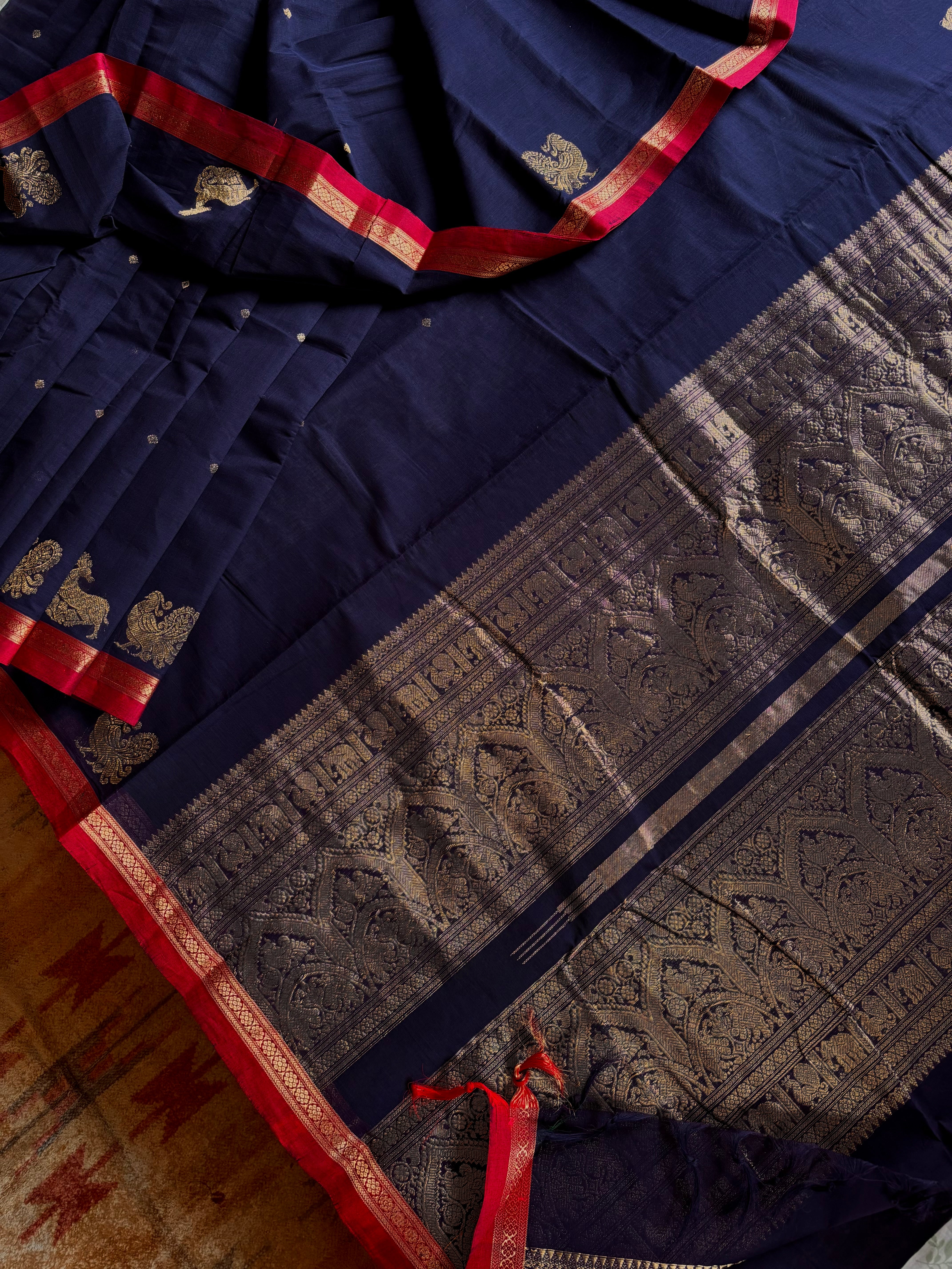 Handwoven Navy Blue Cotton Kanchipuram Saree