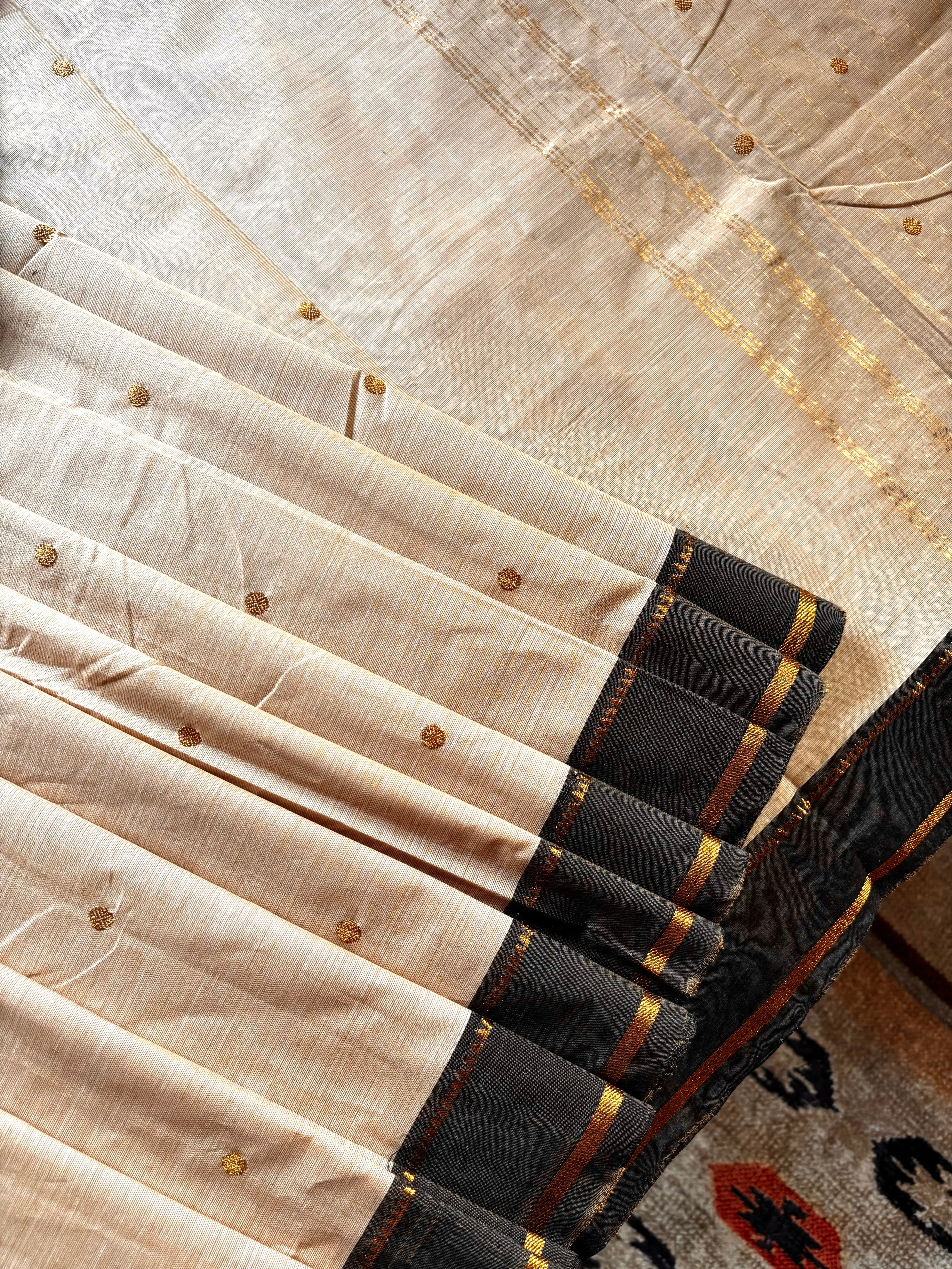 Handwoven Beige Black Cotton Kanchipuram Saree