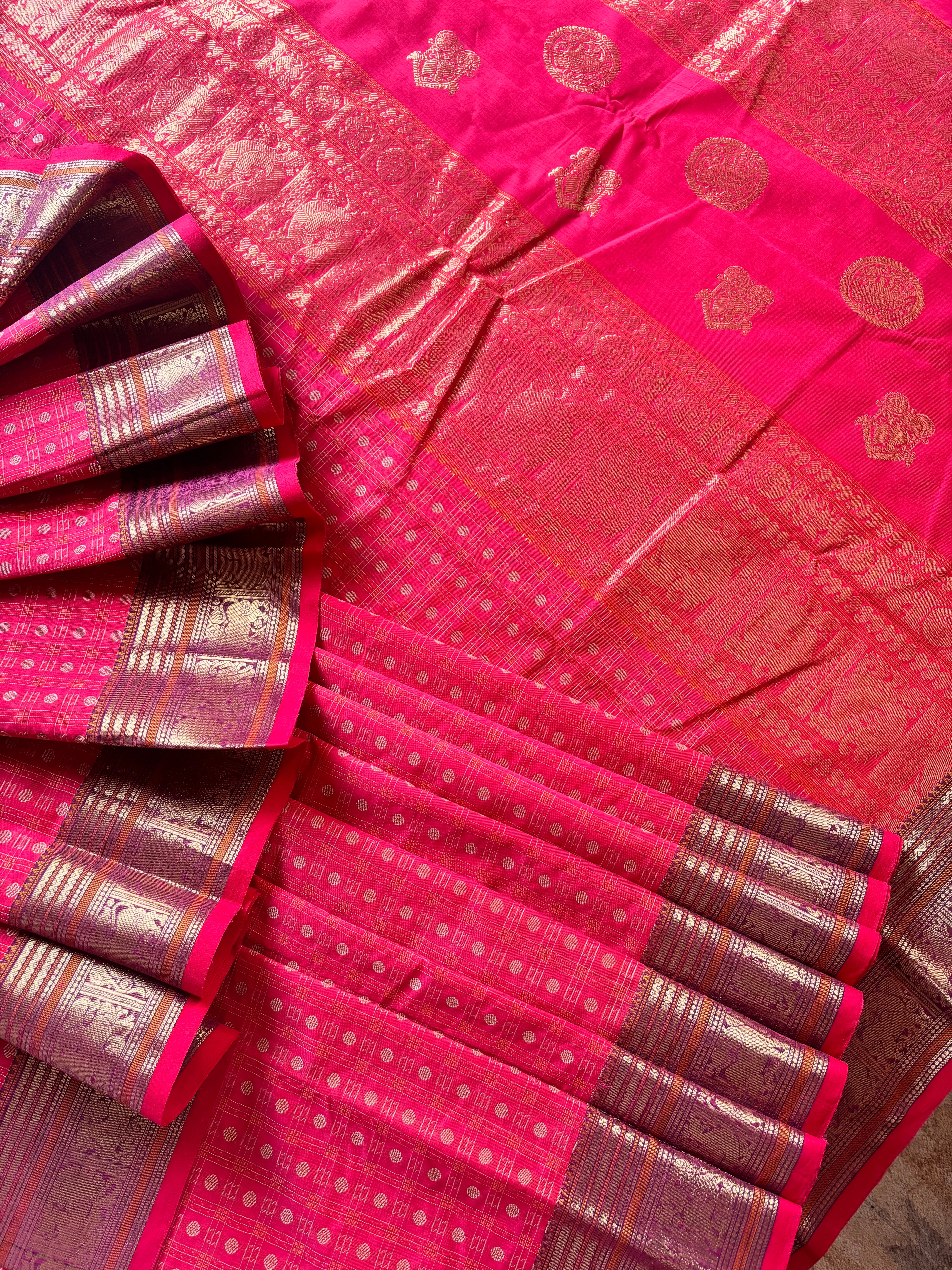 Handwoven Reddish Pink Cotton Kanchipuram Saree