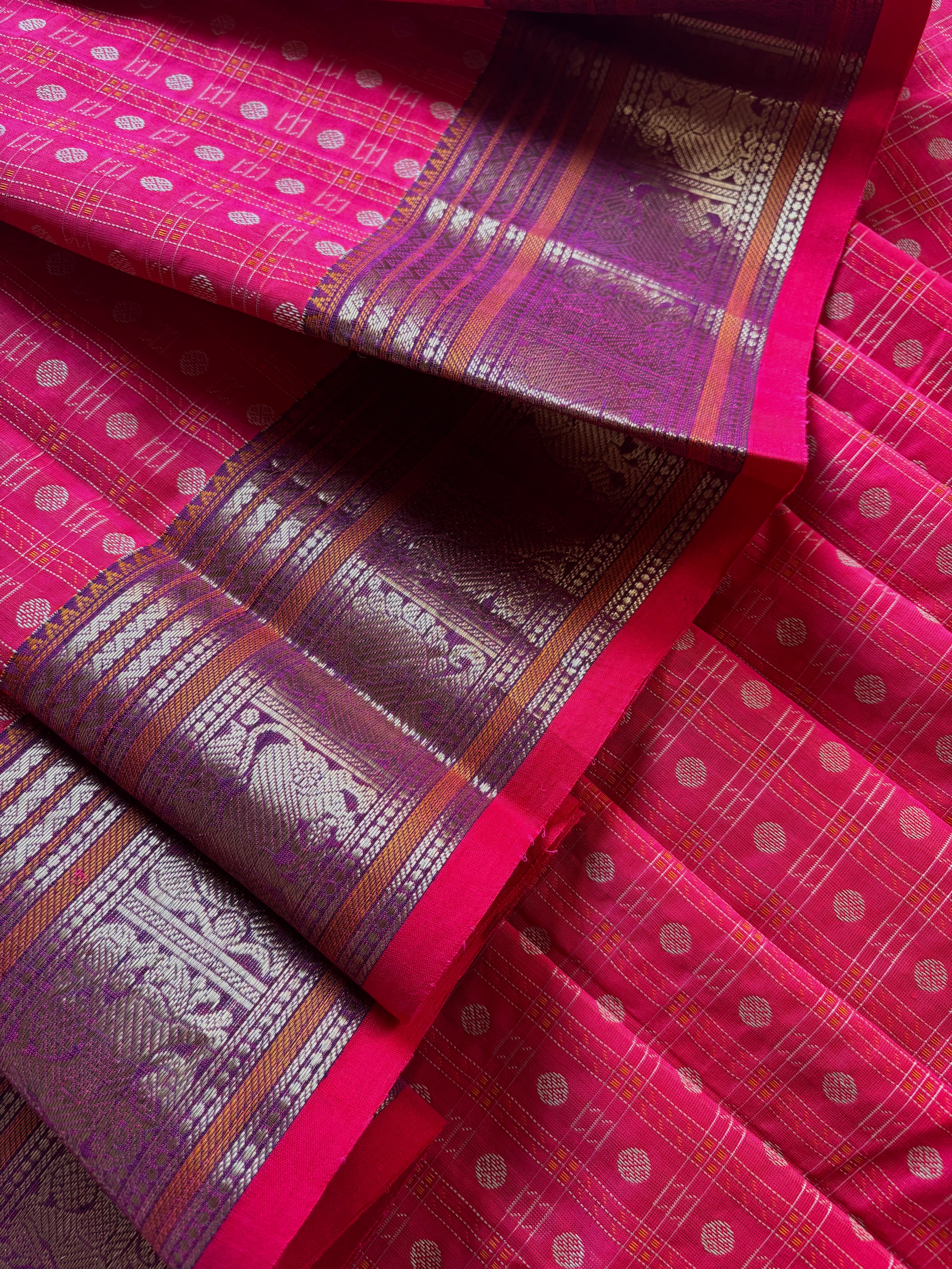 Handwoven Reddish Pink Cotton Kanchipuram Saree