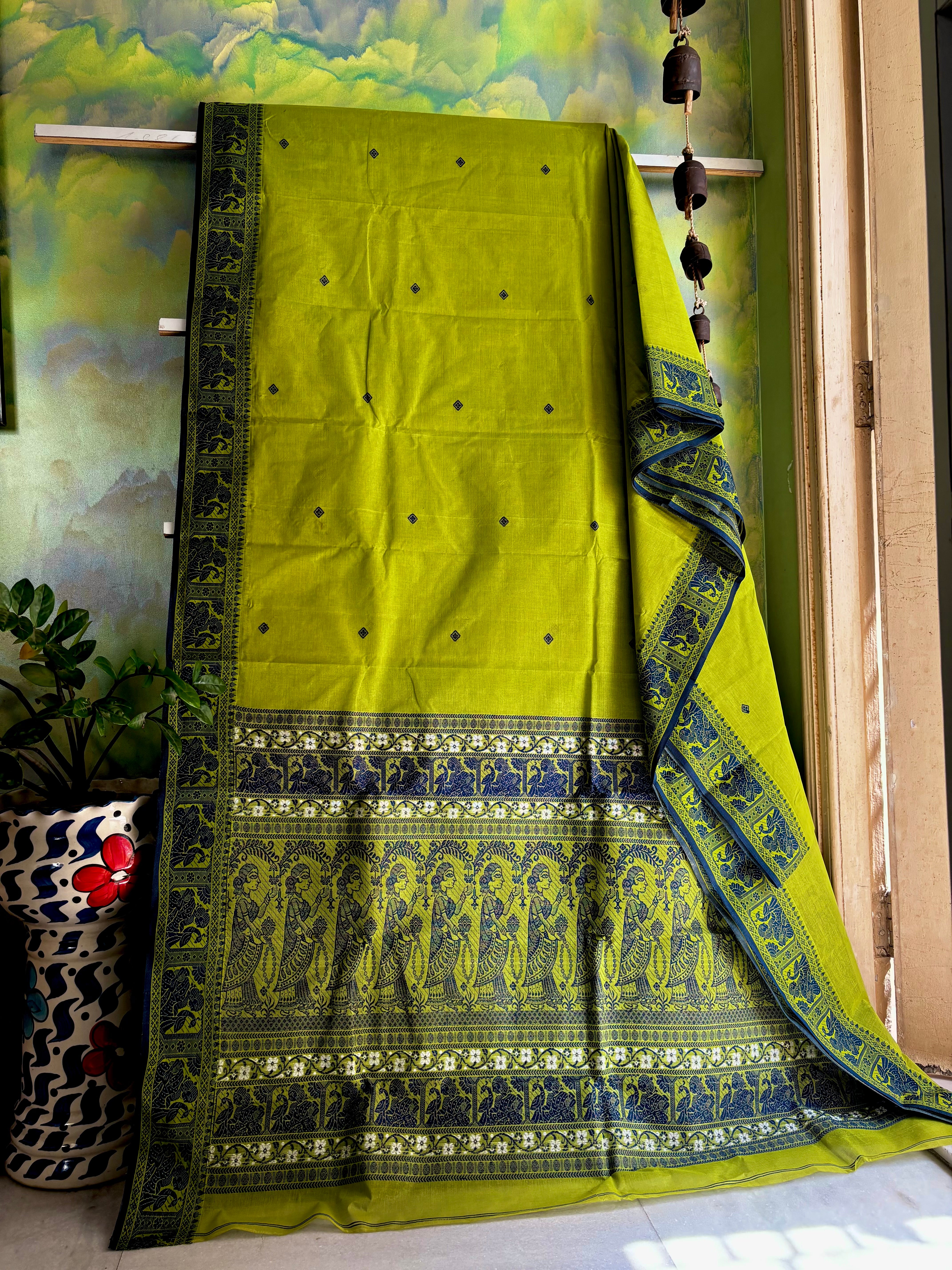 Handwoven Bright Olive Green Colour Cotton Baluchari Saree
