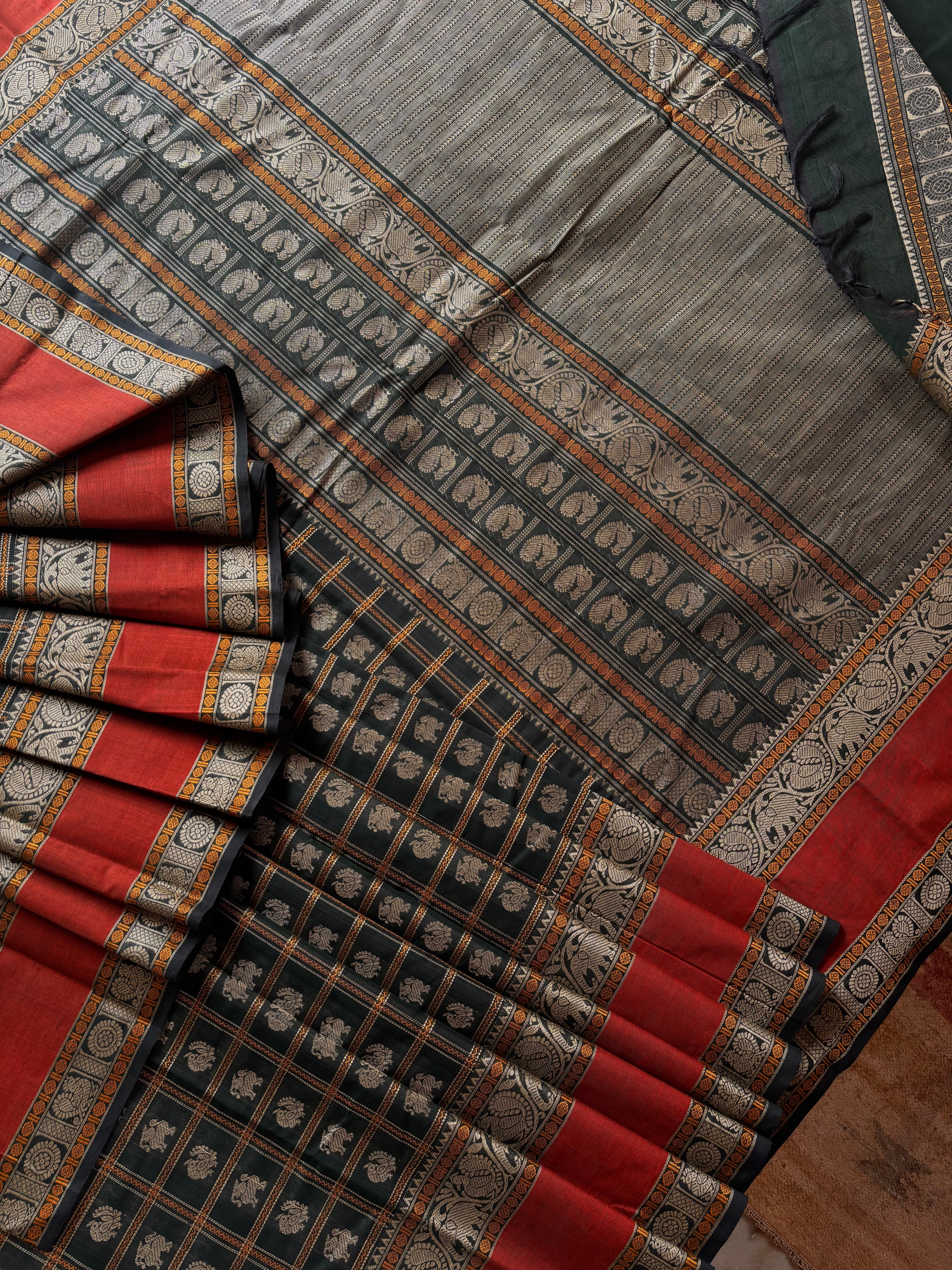 Handwoven Bottle Green Cotton Kanchipuram Saree