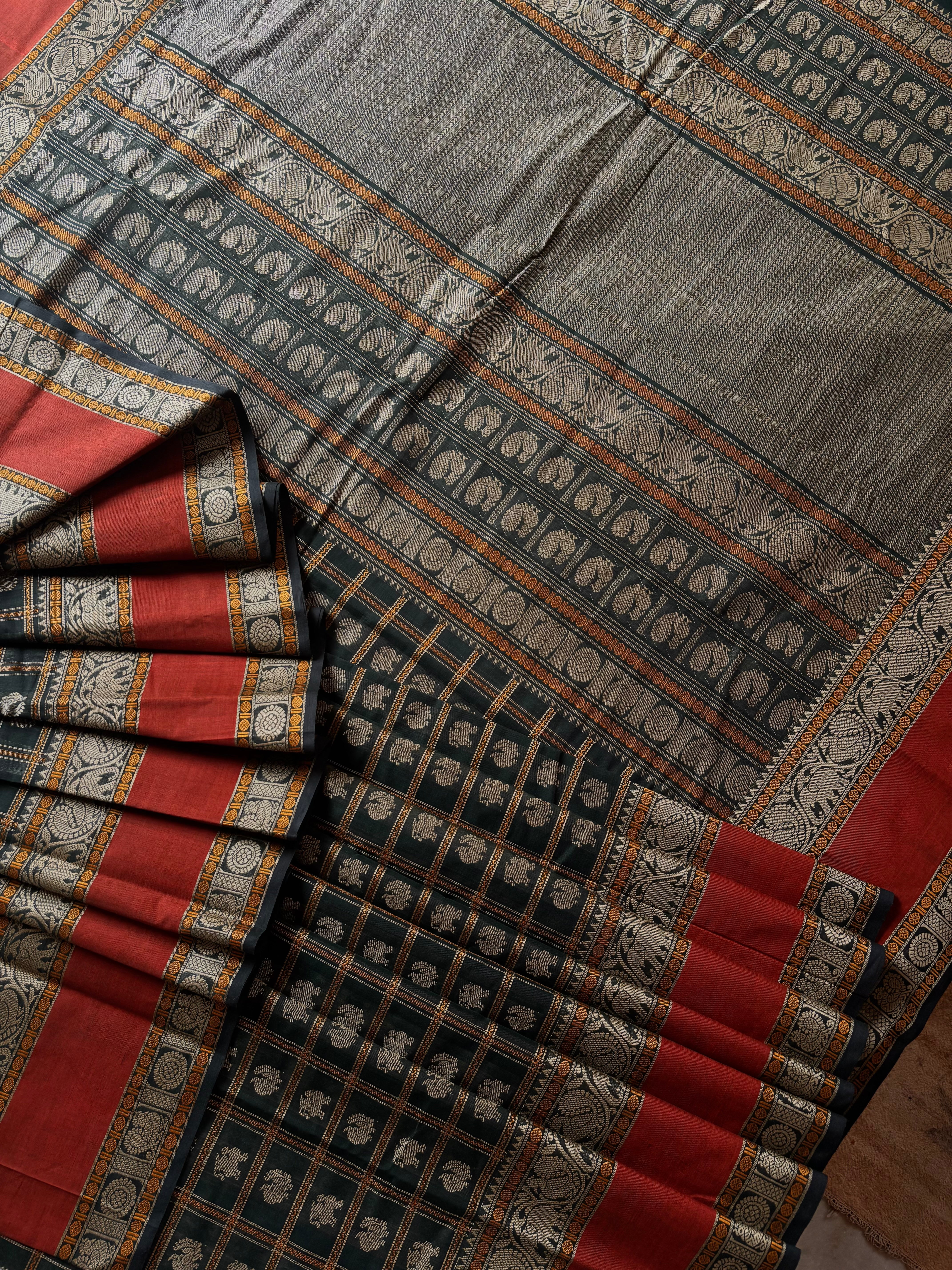 Handwoven Bottle Green Cotton Kanchipuram Saree