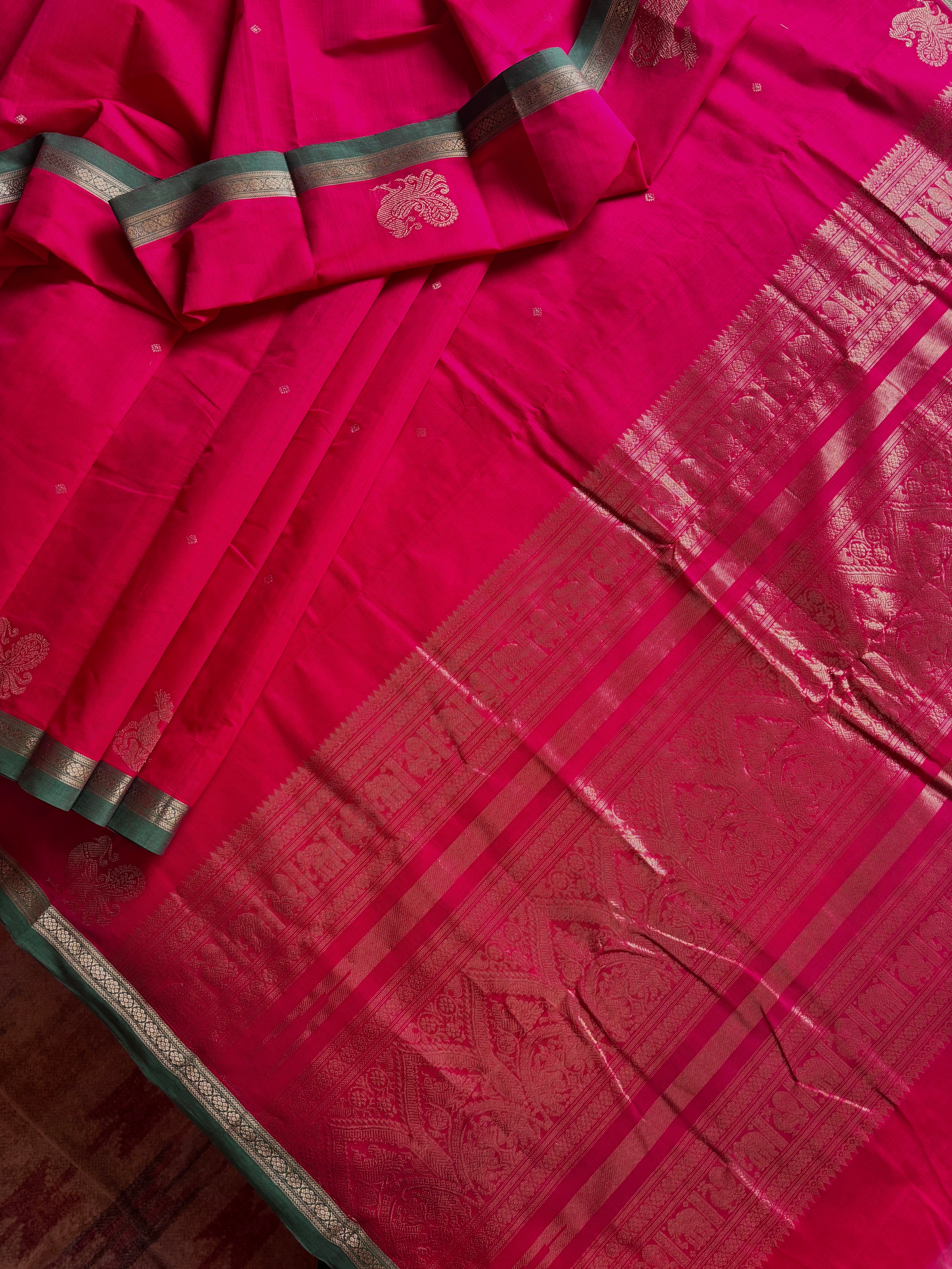 Handwoven Pinkish Red Cotton Kanchipuram Saree