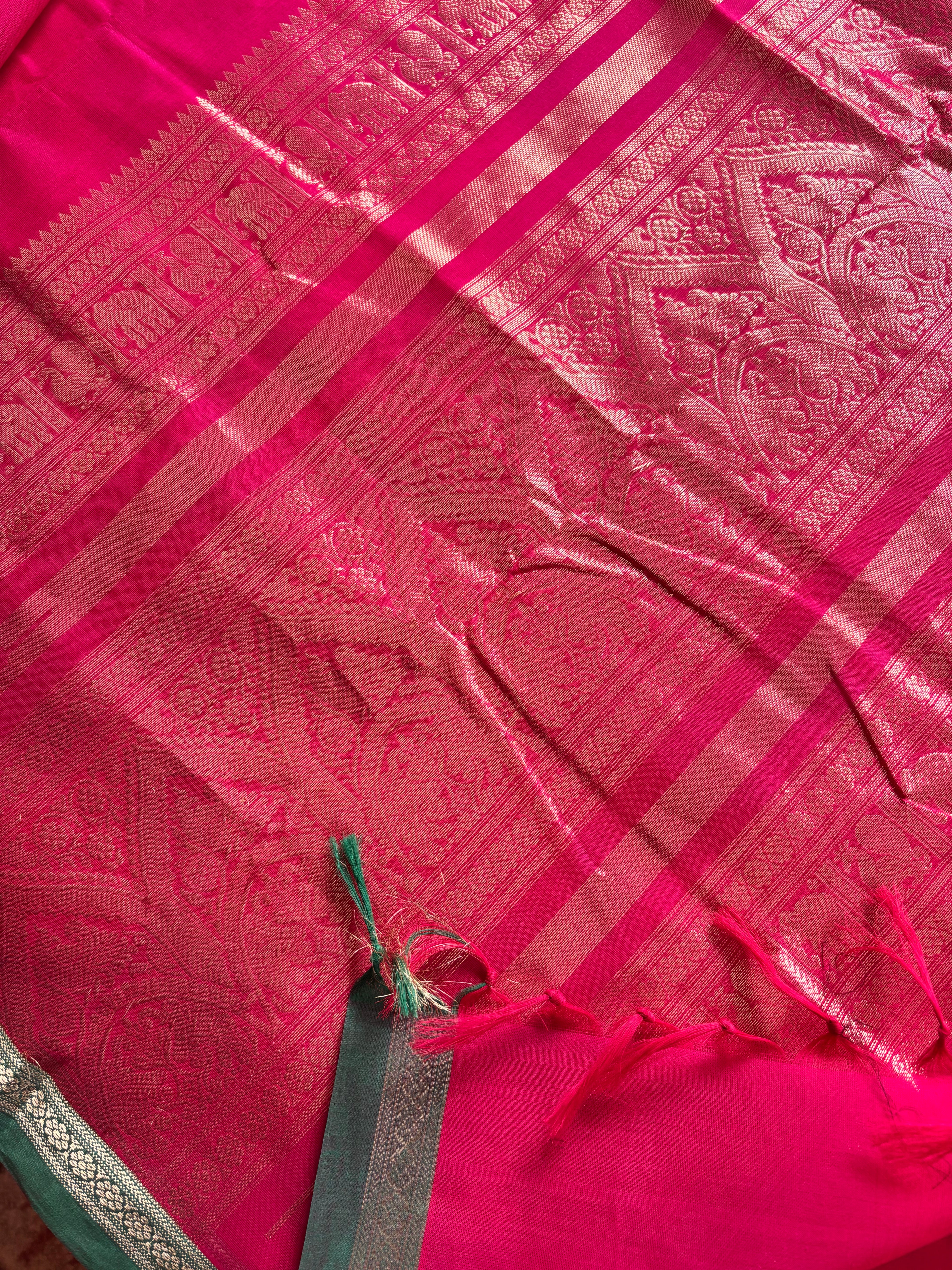 Handwoven Pinkish Red Cotton Kanchipuram Saree