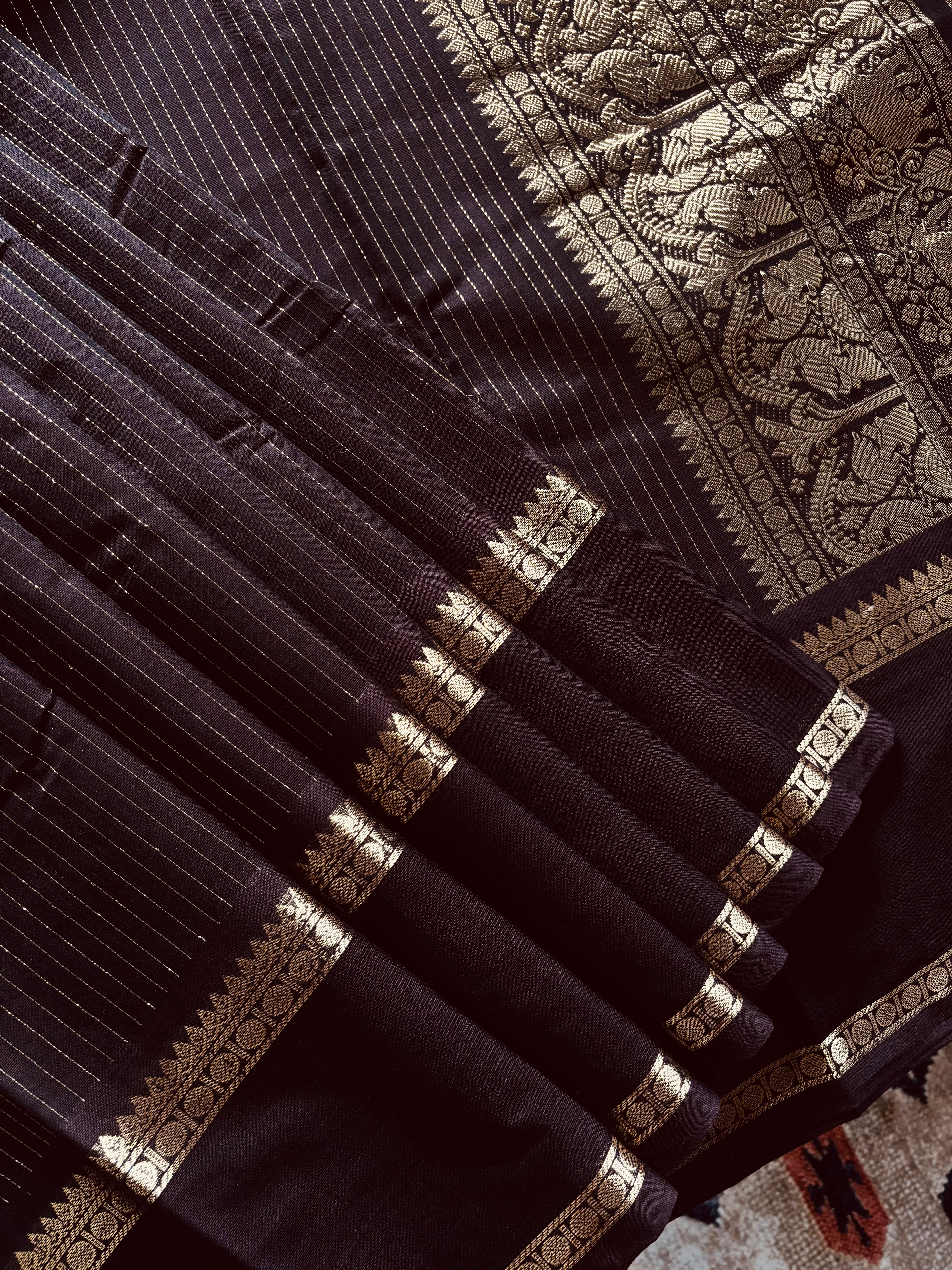 Handwoven Dark Brown Colour Kanchipuram Cotton Saree