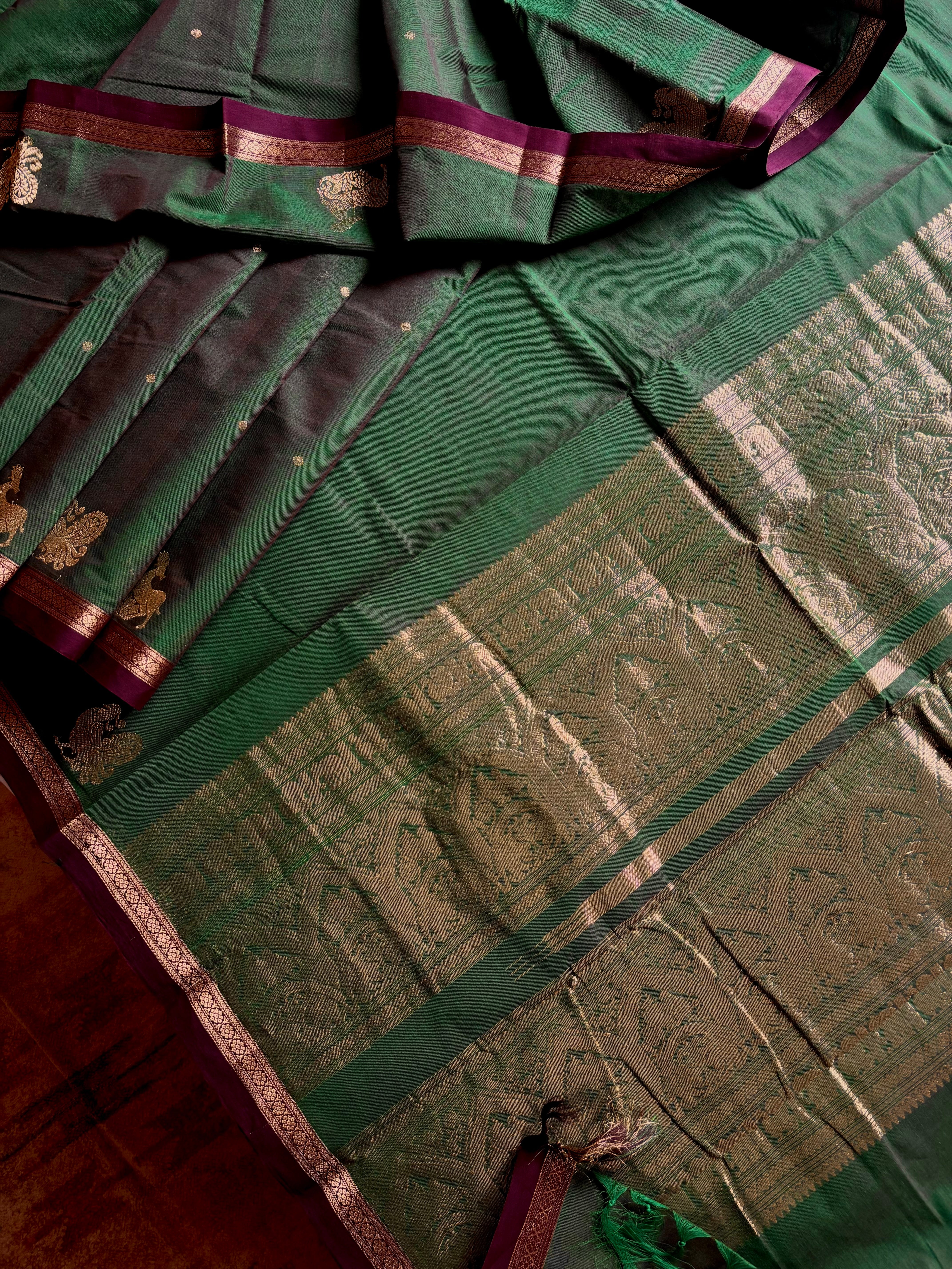 Handwoven Green Colour Cotton Kanchipuram Saree