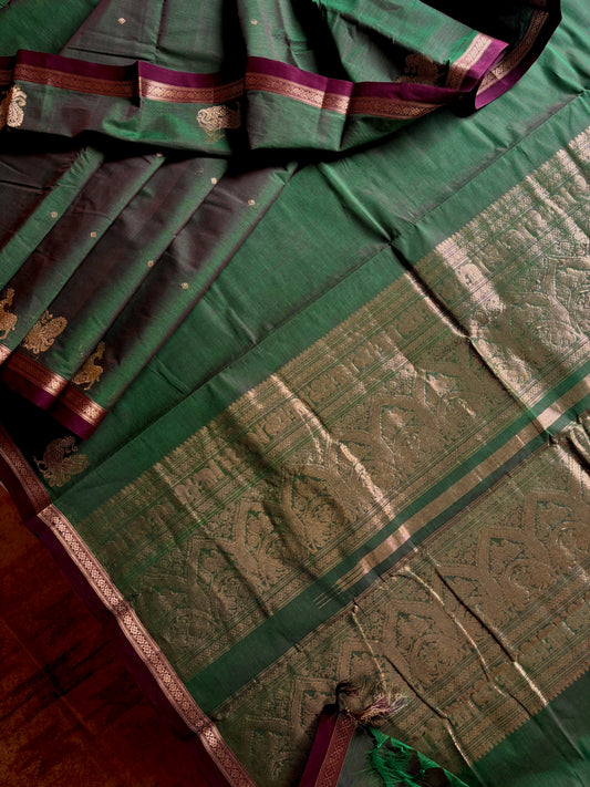 Handwoven Green Colour Cotton Kanchipuram Saree