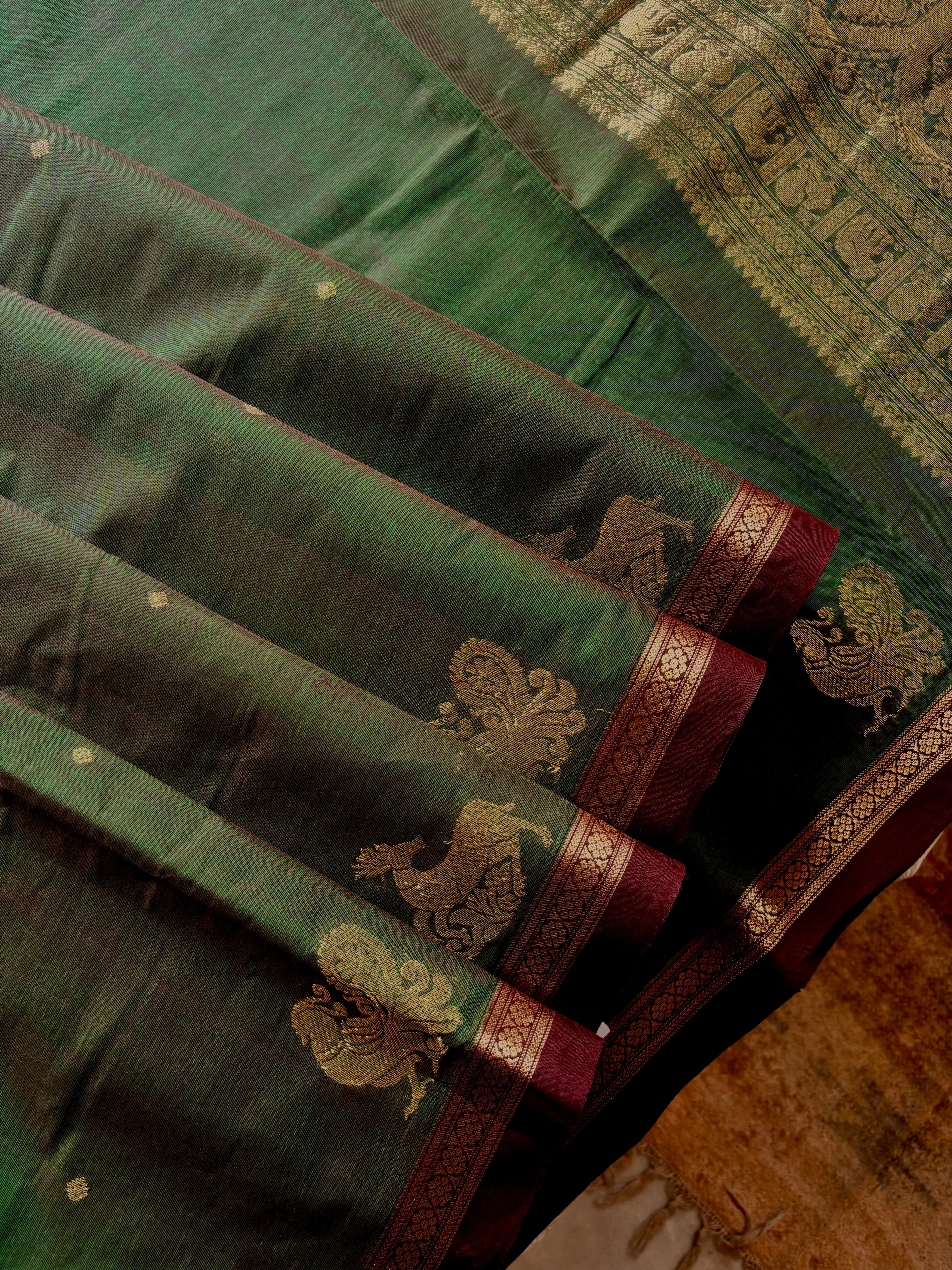 Handwoven Green Colour Cotton Kanchipuram Saree