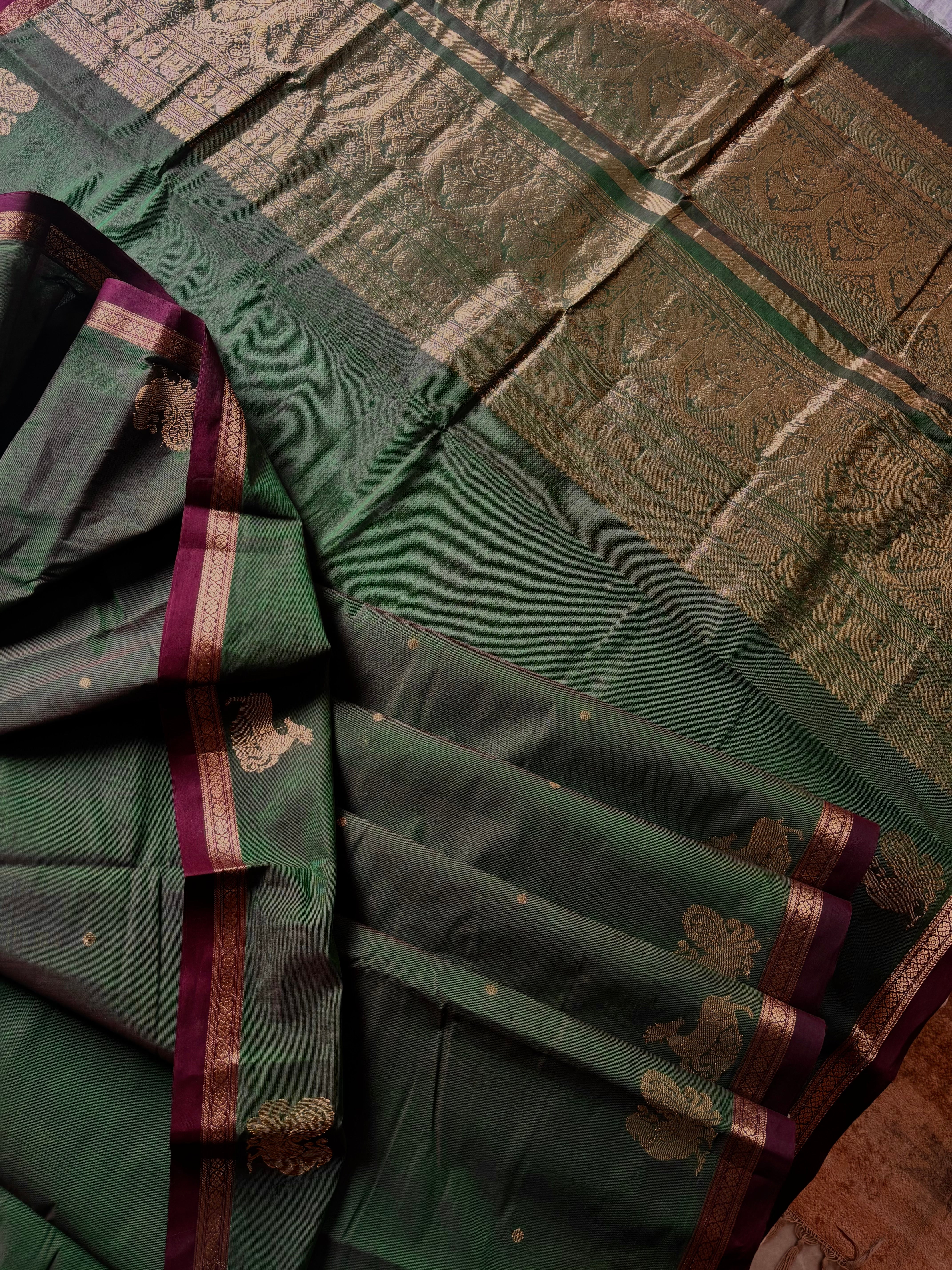 Handwoven Green Colour Cotton Kanchipuram Saree