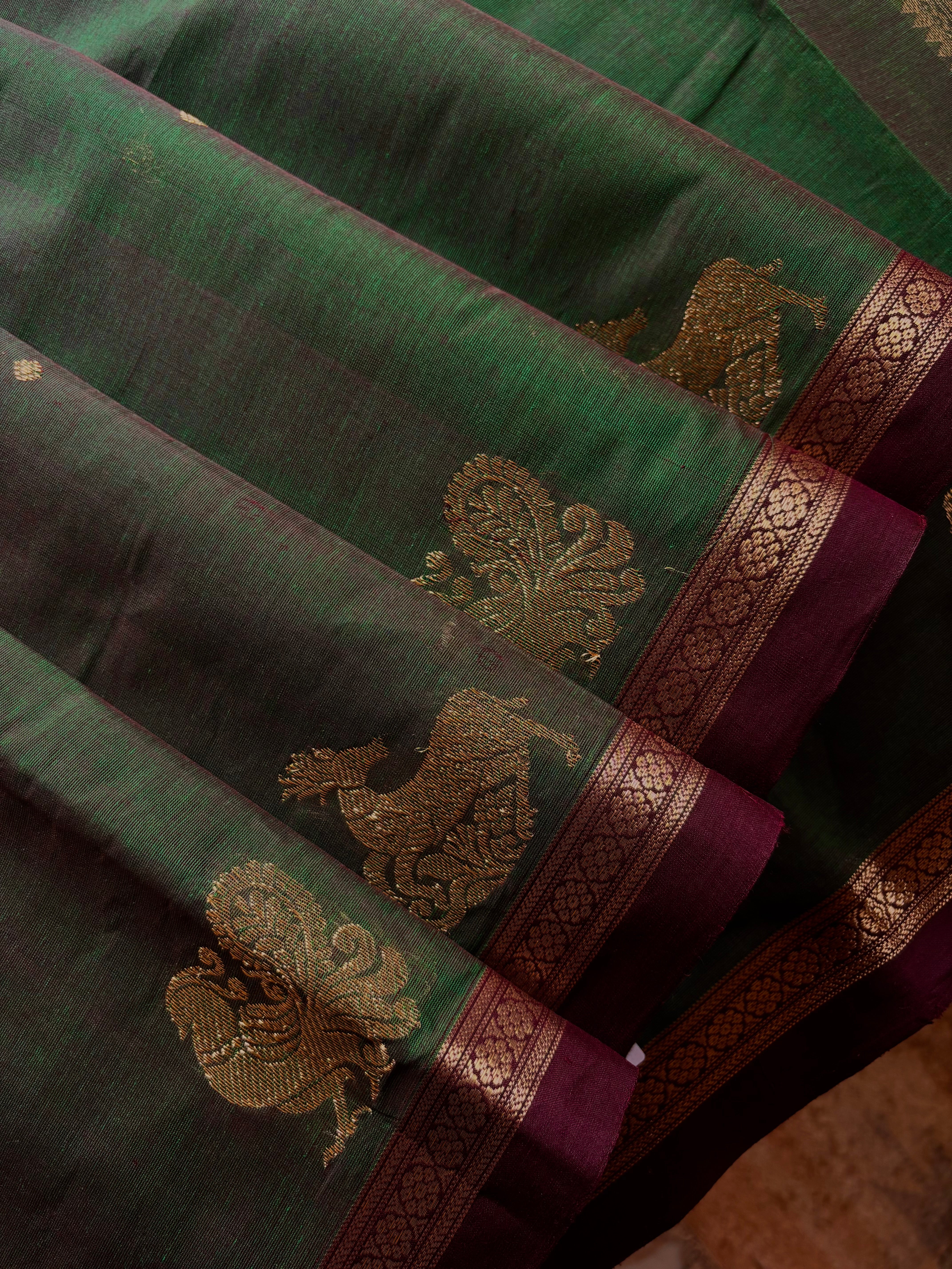 Handwoven Green Colour Cotton Kanchipuram Saree