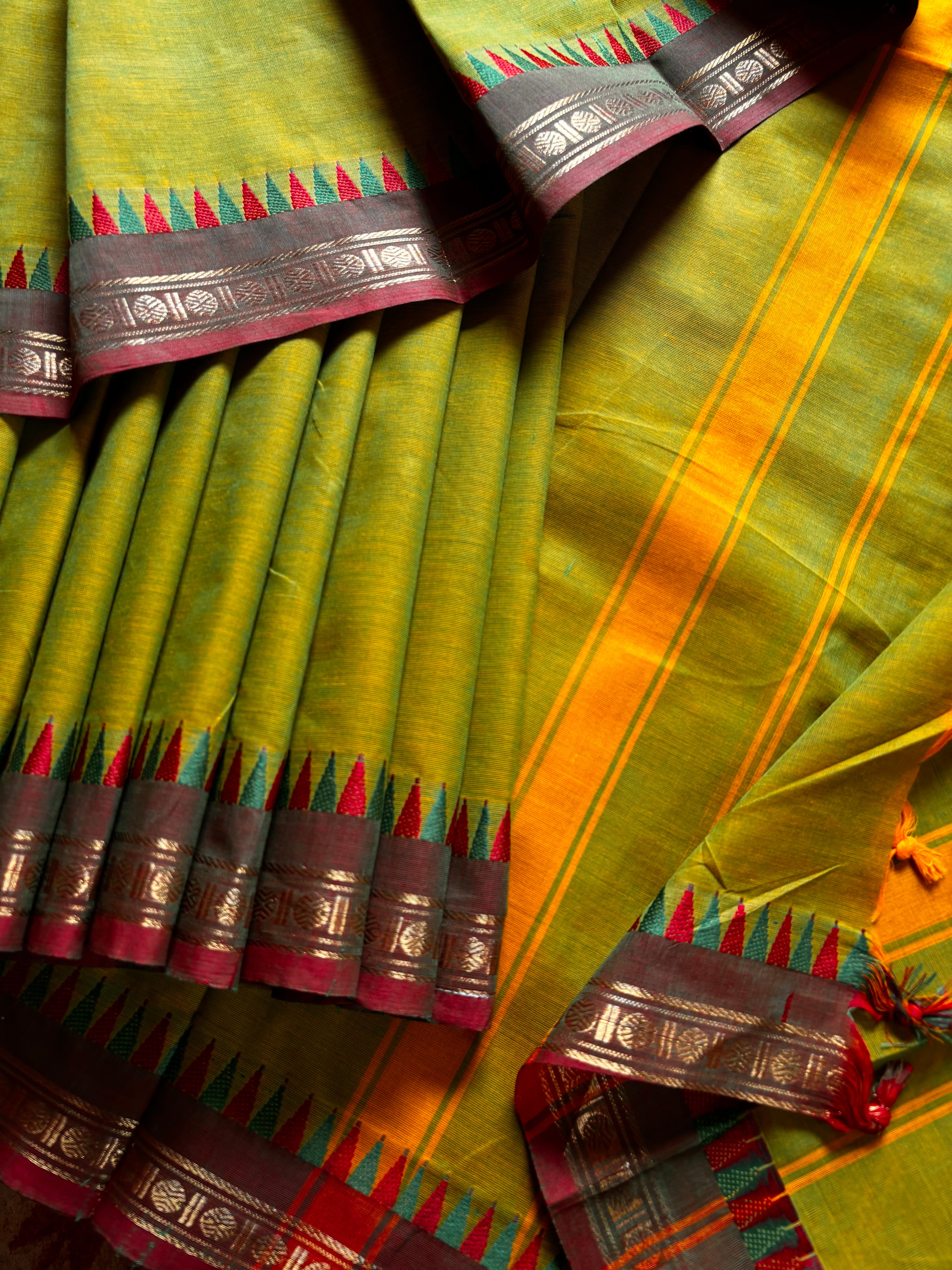 Pure Cotton Dual Toned Green Kanchipuram Saree