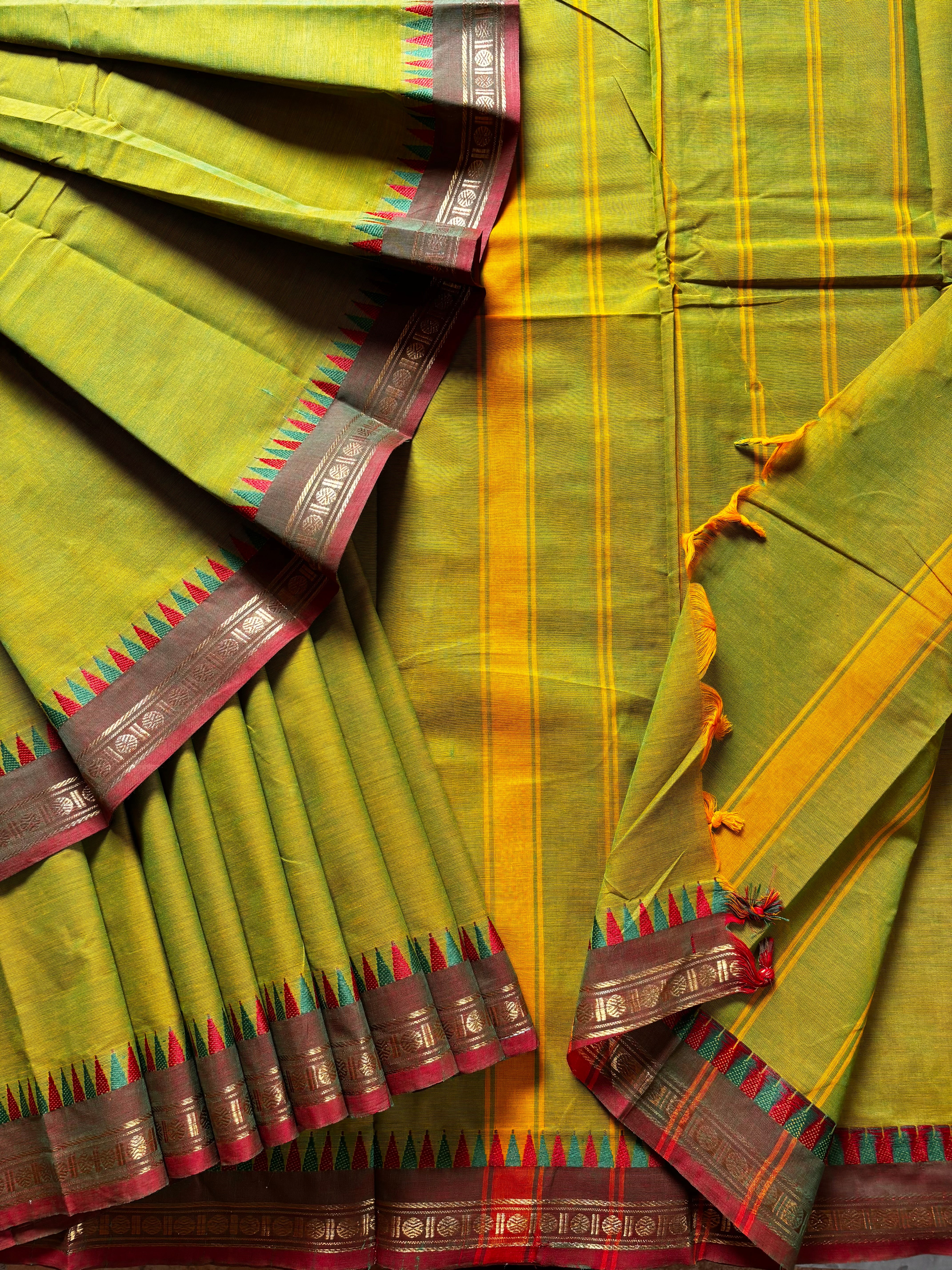 Pure Cotton Dual Toned Green Kanchipuram Saree