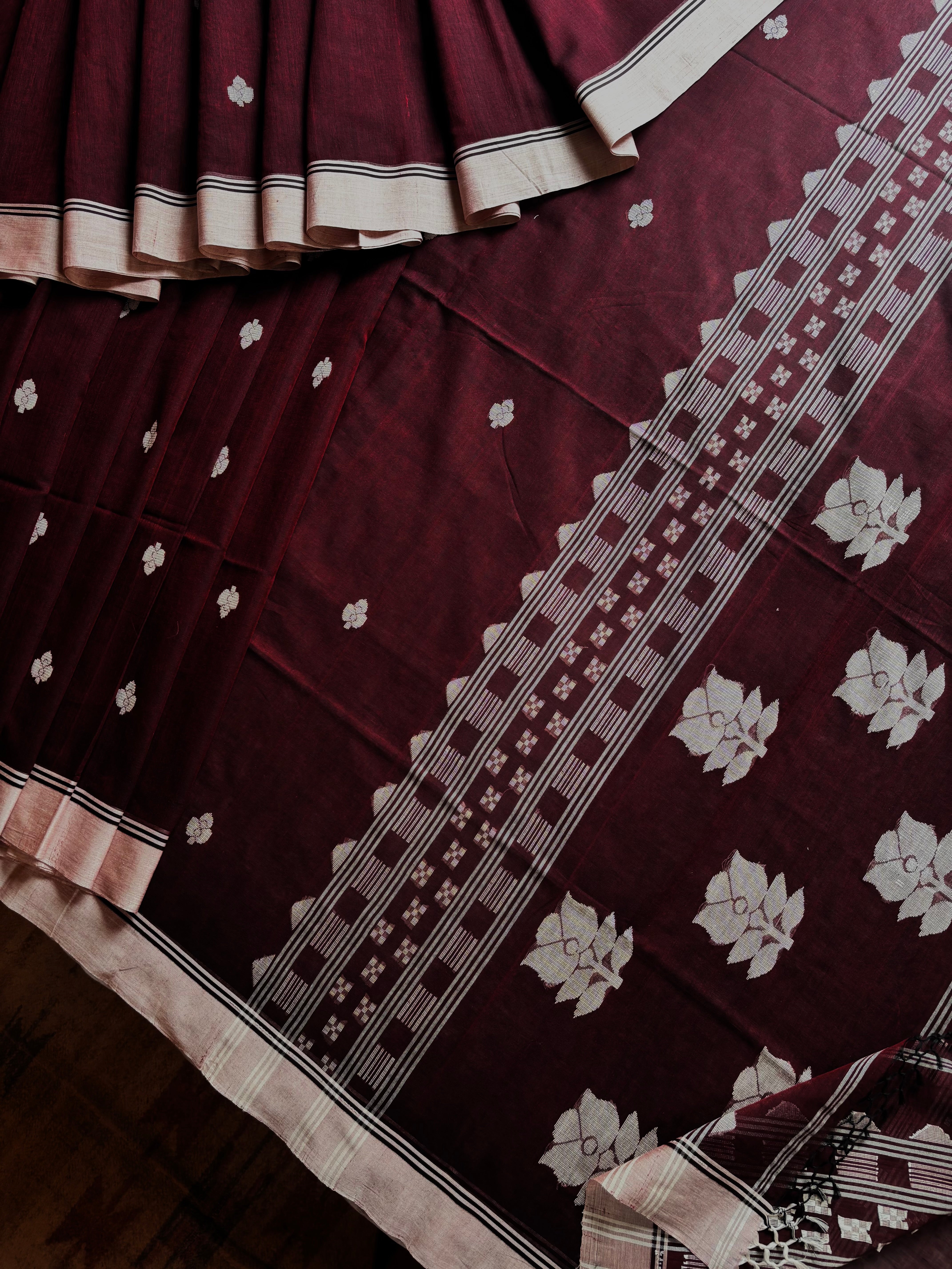 Handwoven Dark Mahagany Colour Cotton Jamdani Saree