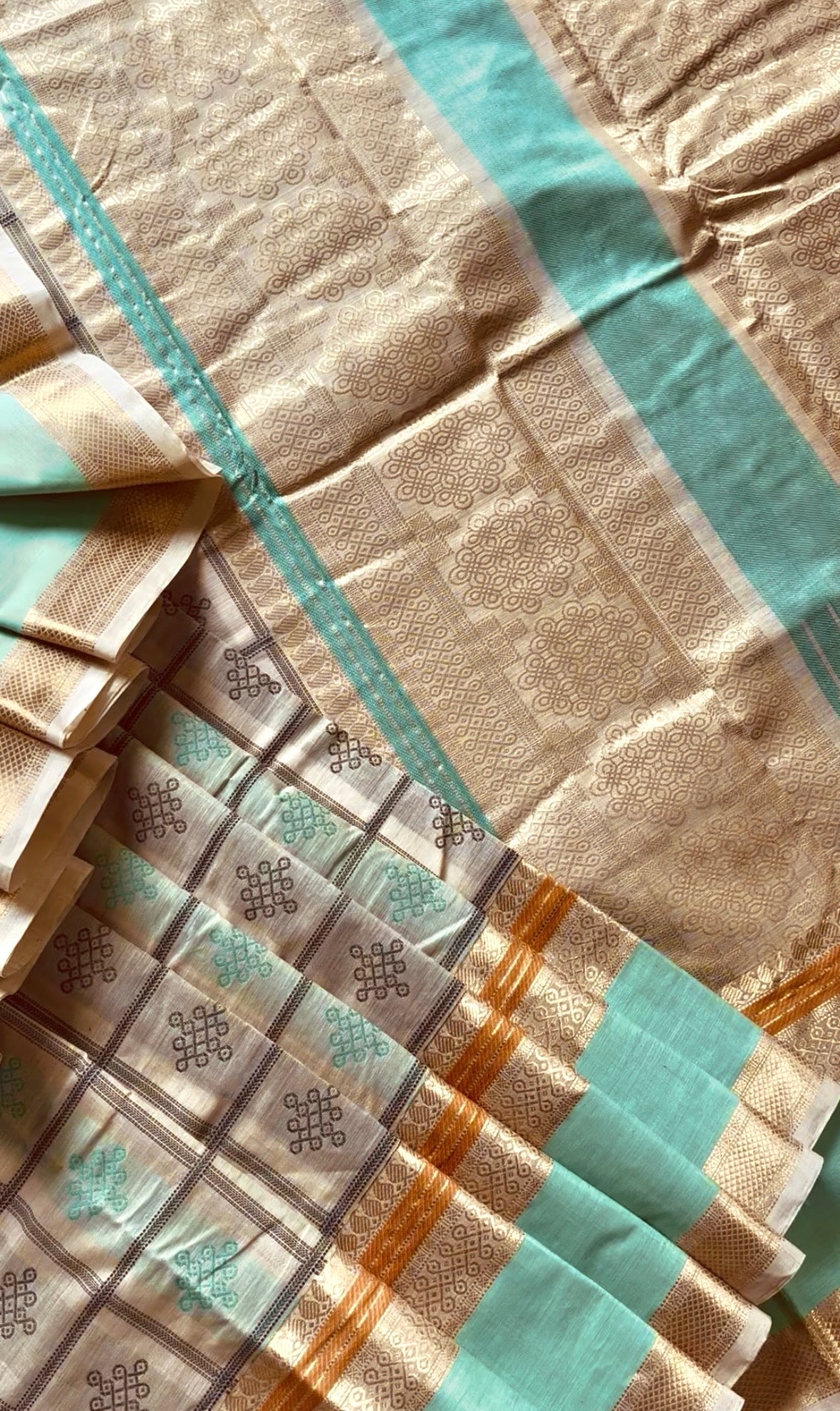 Handwoven Tussar Colour Kanchipuram Cotton Saree