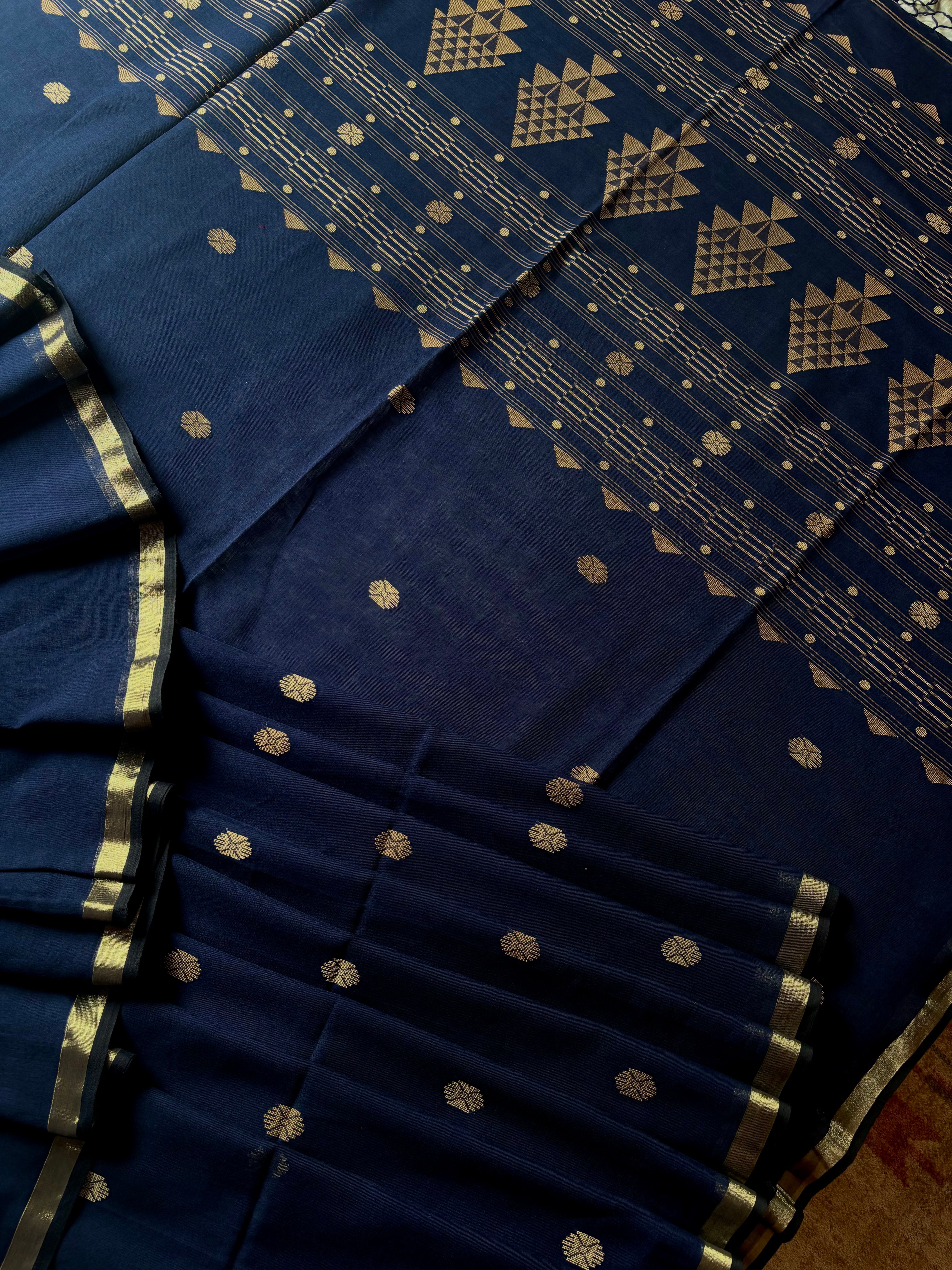 Handwoven Navy Blue Cotton Jamdani Saree