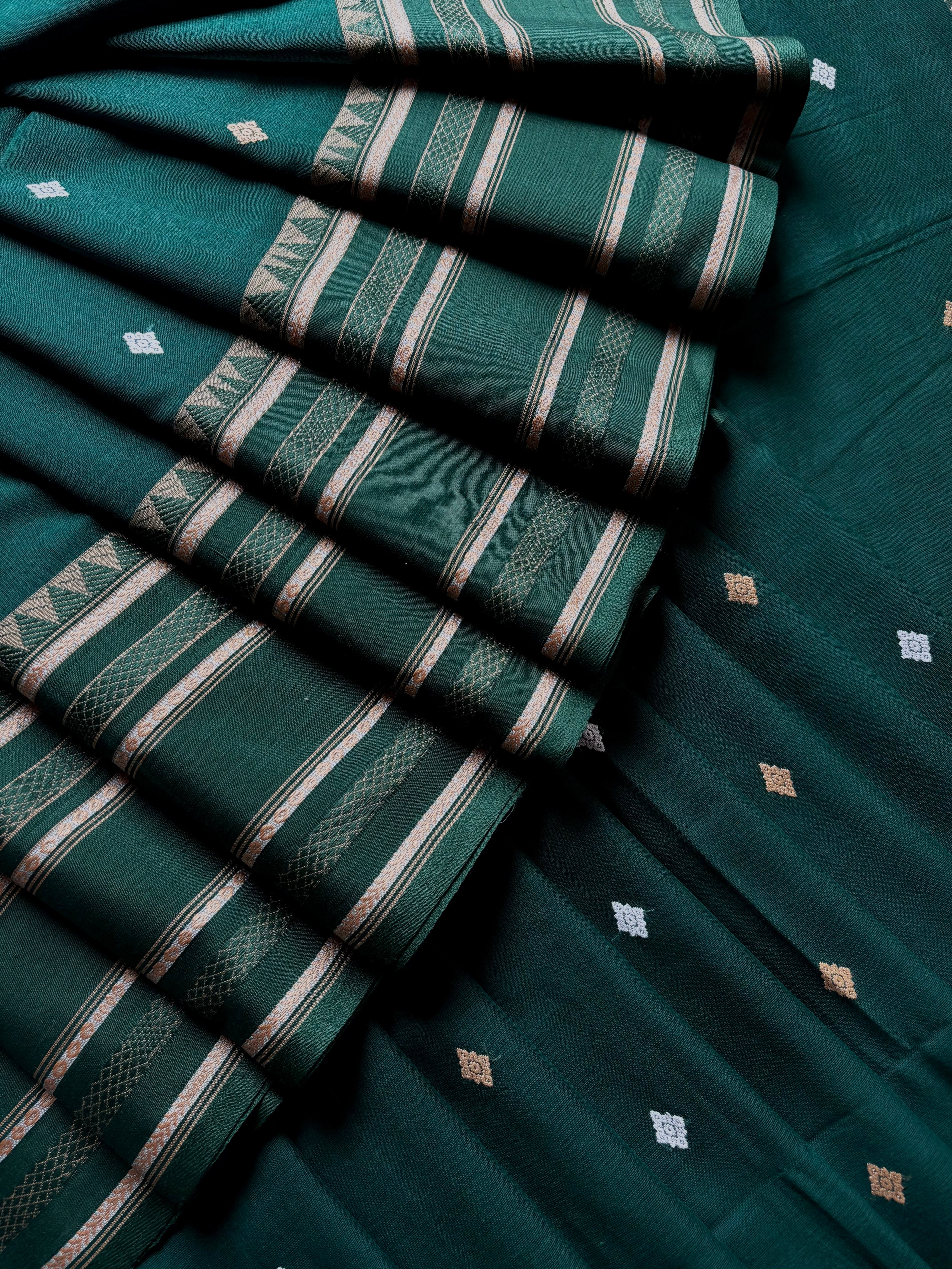 Handwoven Bottle Green Colour Phulia Cotton Saree