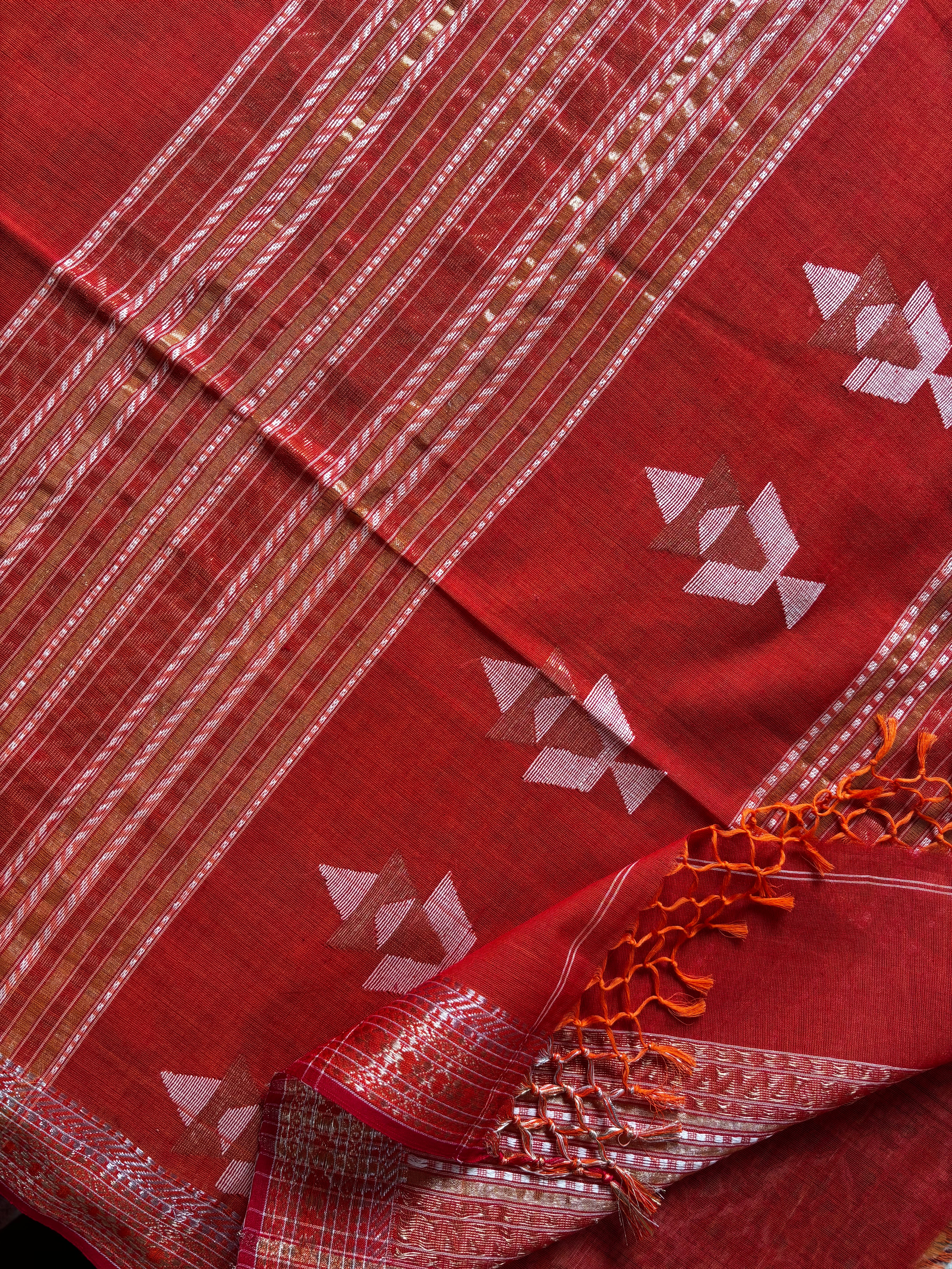 Handwoven Orange Colour Cotton Jamdani Saree