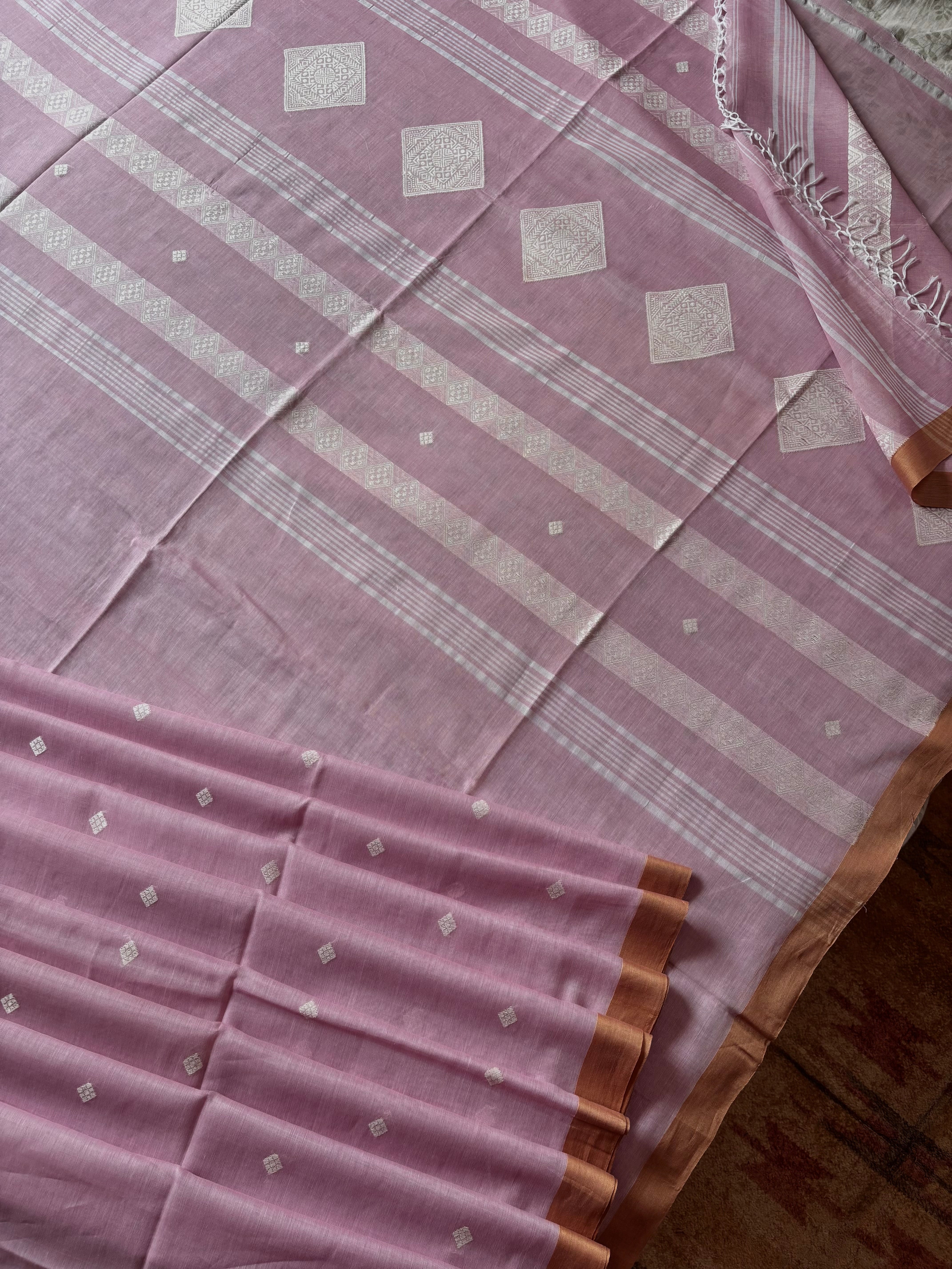 Handwoven Light Pink Colour Phulia Cotton Saree