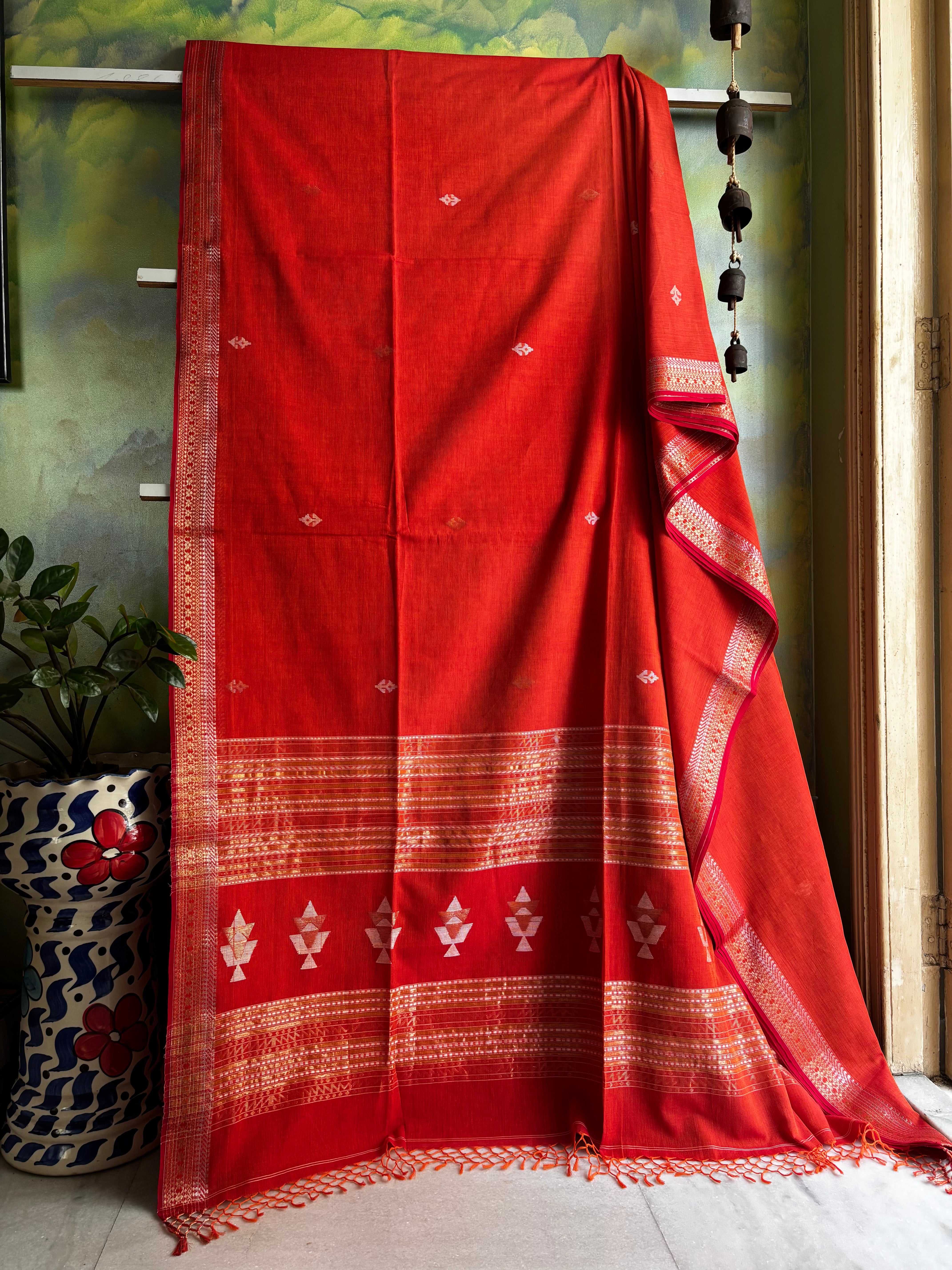 Handwoven Orange Colour Cotton Jamdani Saree