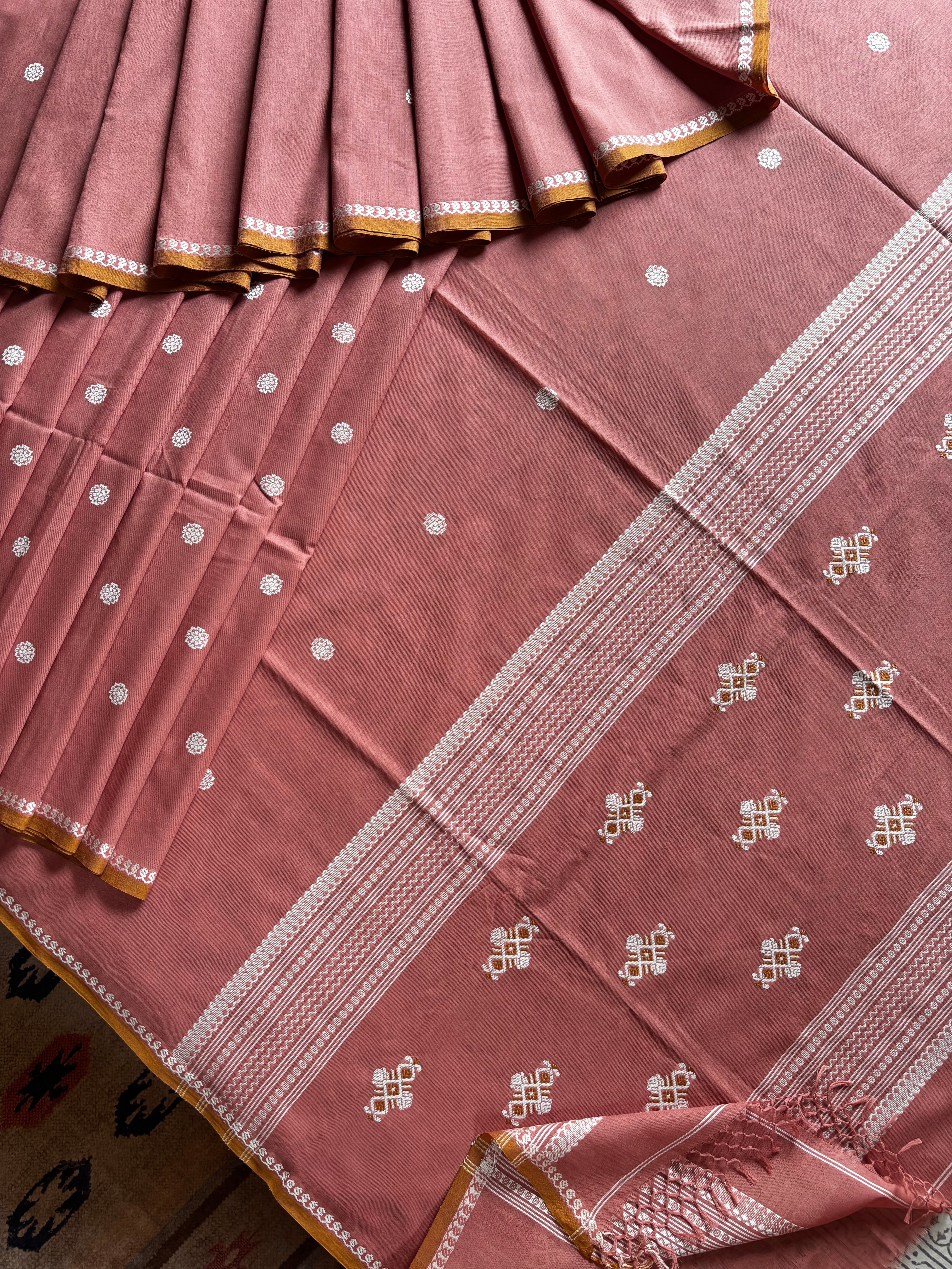 Handwoven Light Pinkish Peach Colour Phulia Cotton Saree