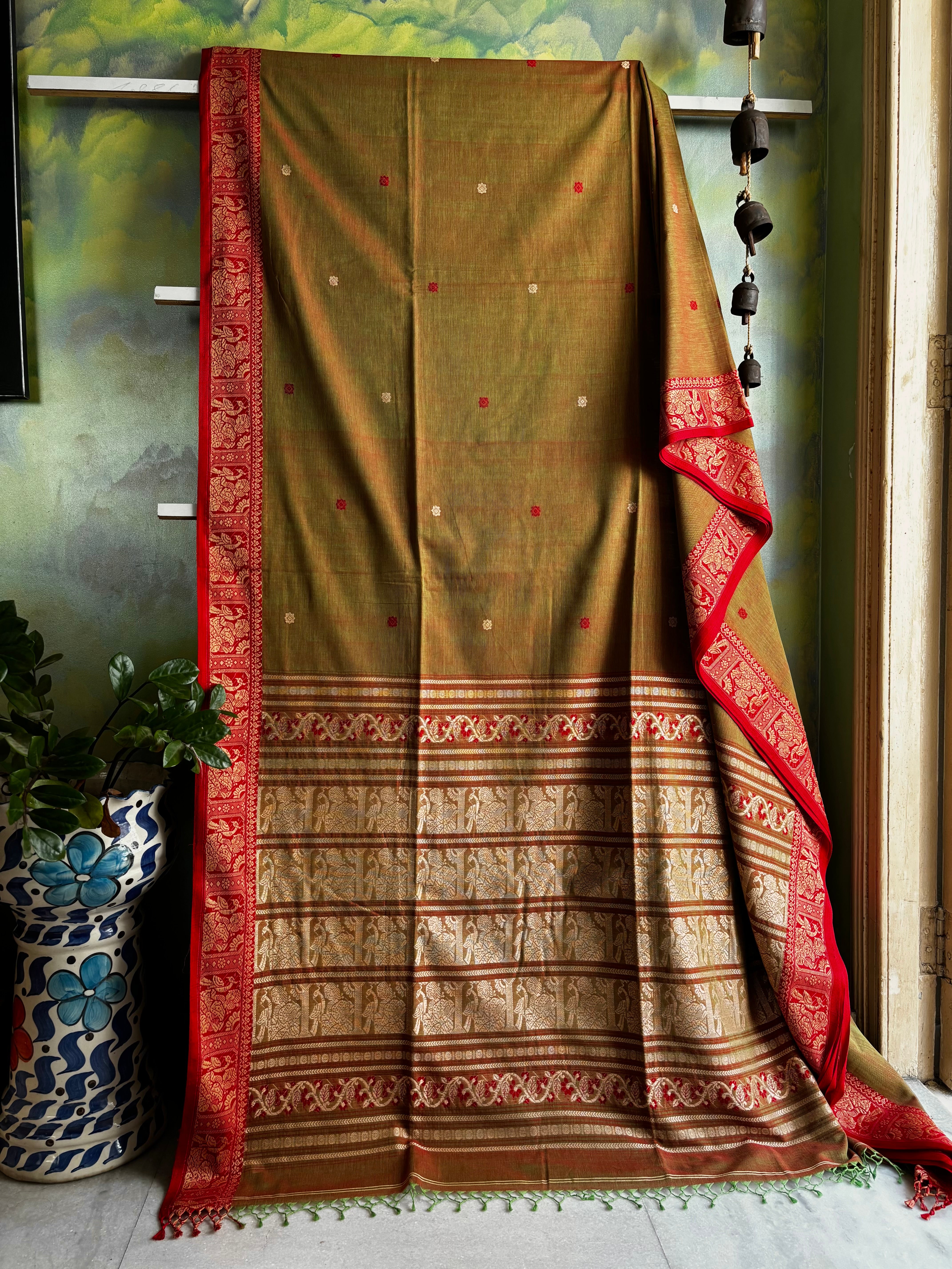 Handwoven Green Red Dual Toned Cotton Baluchari Saree