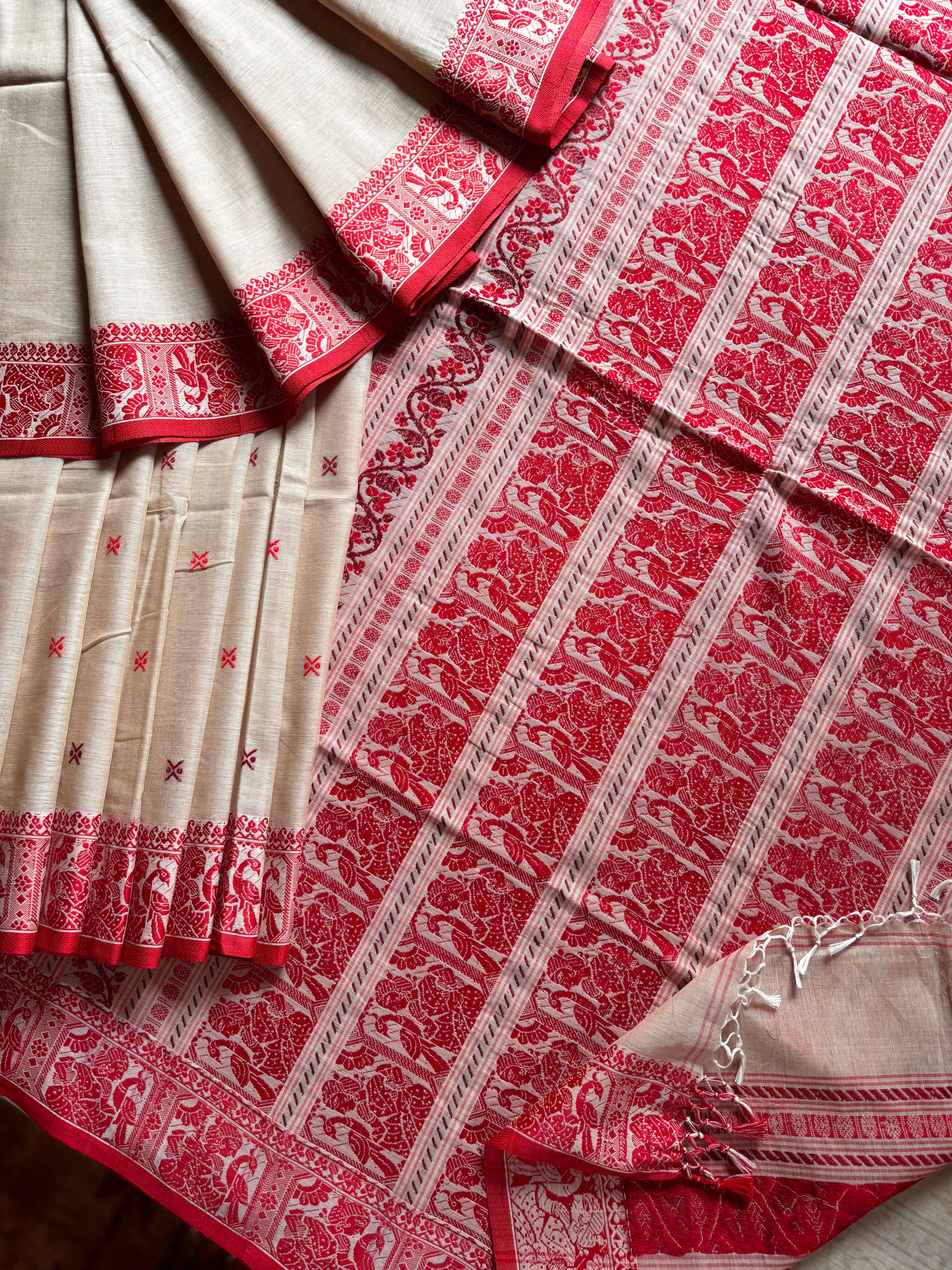 Handwoven Beige Red Palla Cotton Baluchari Saree