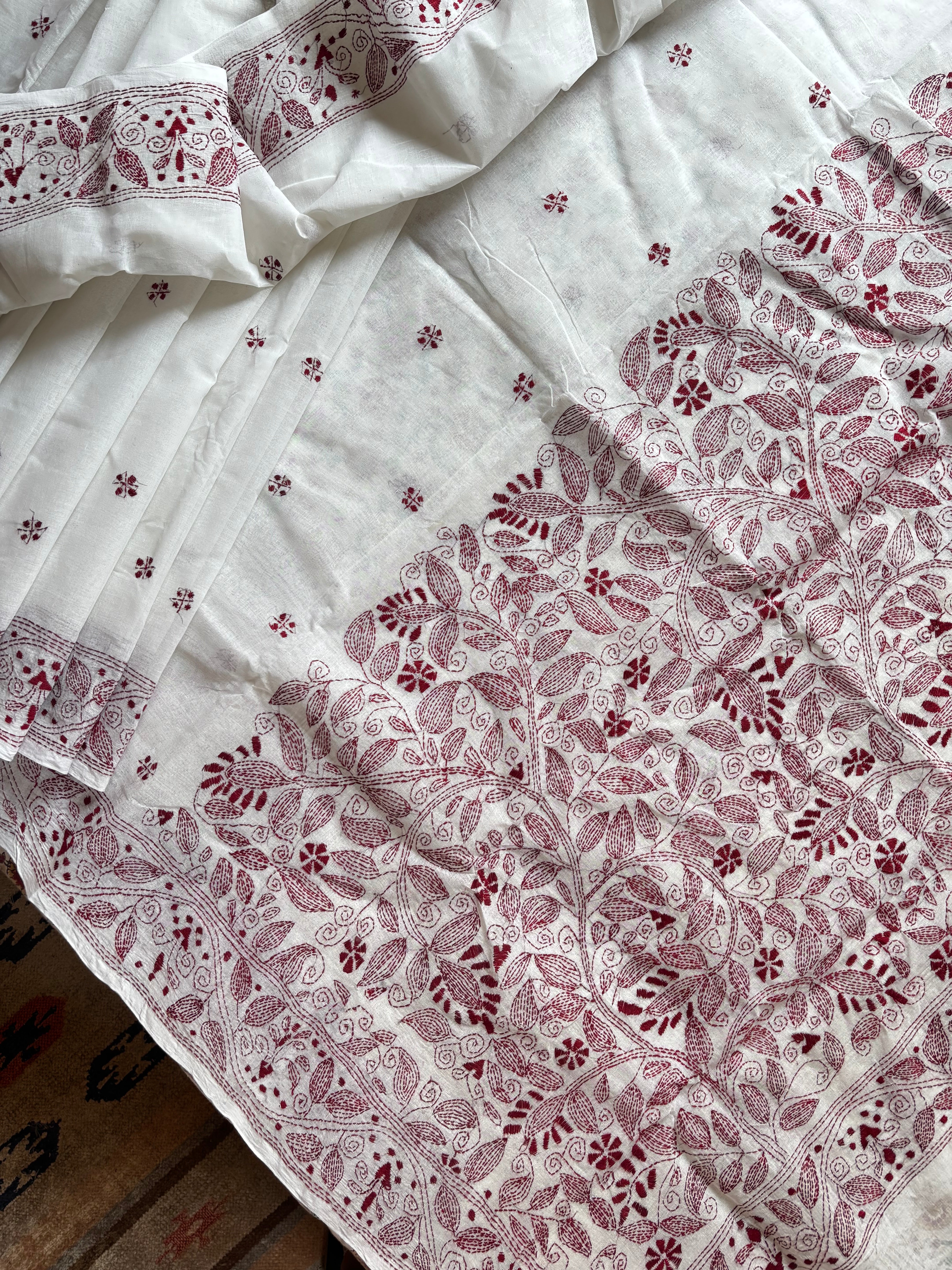 Handmade White Maroon Cotton Kantha Saree