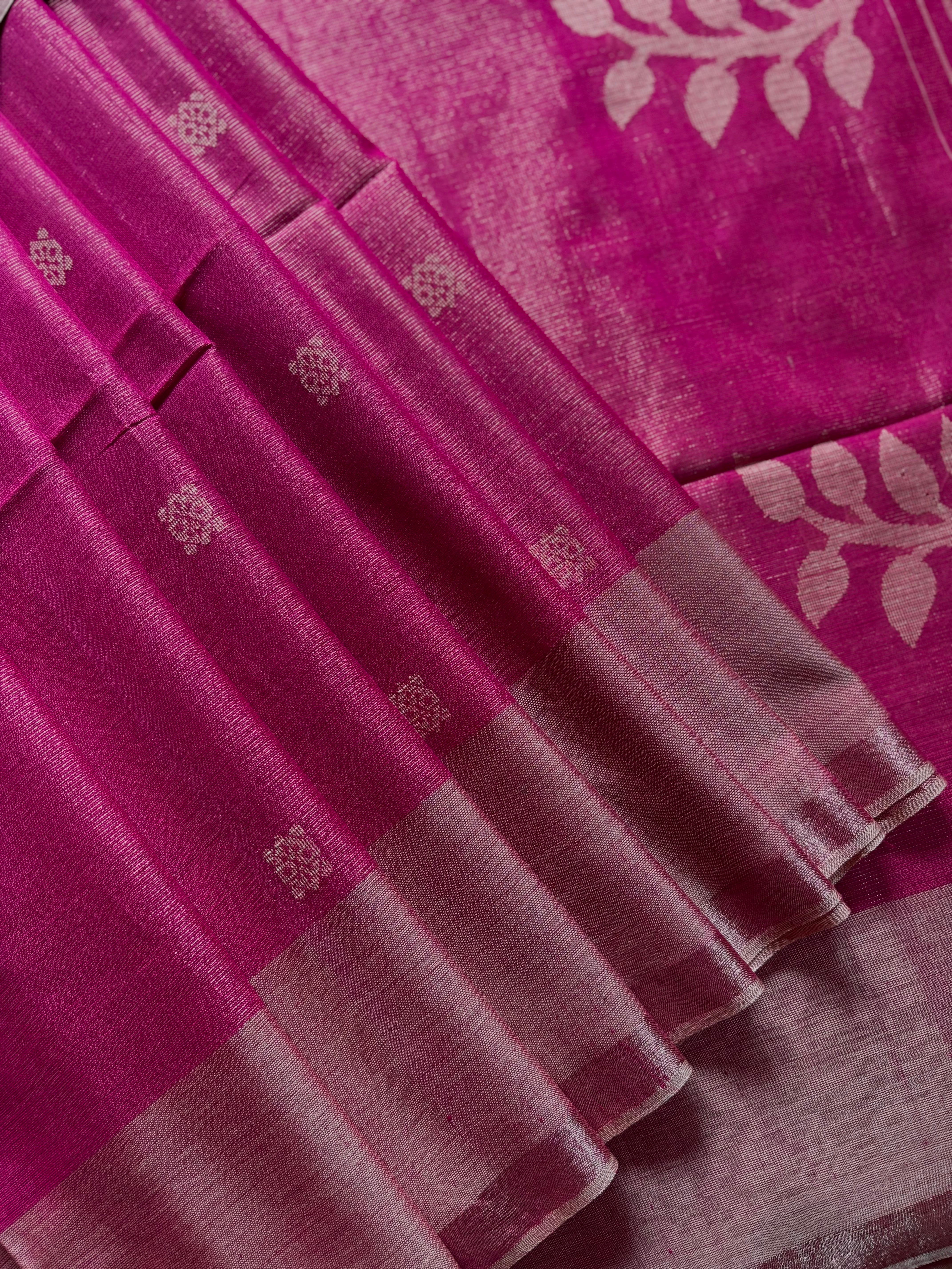 Handwoven Pink Colour Tissue Jamdani Saree