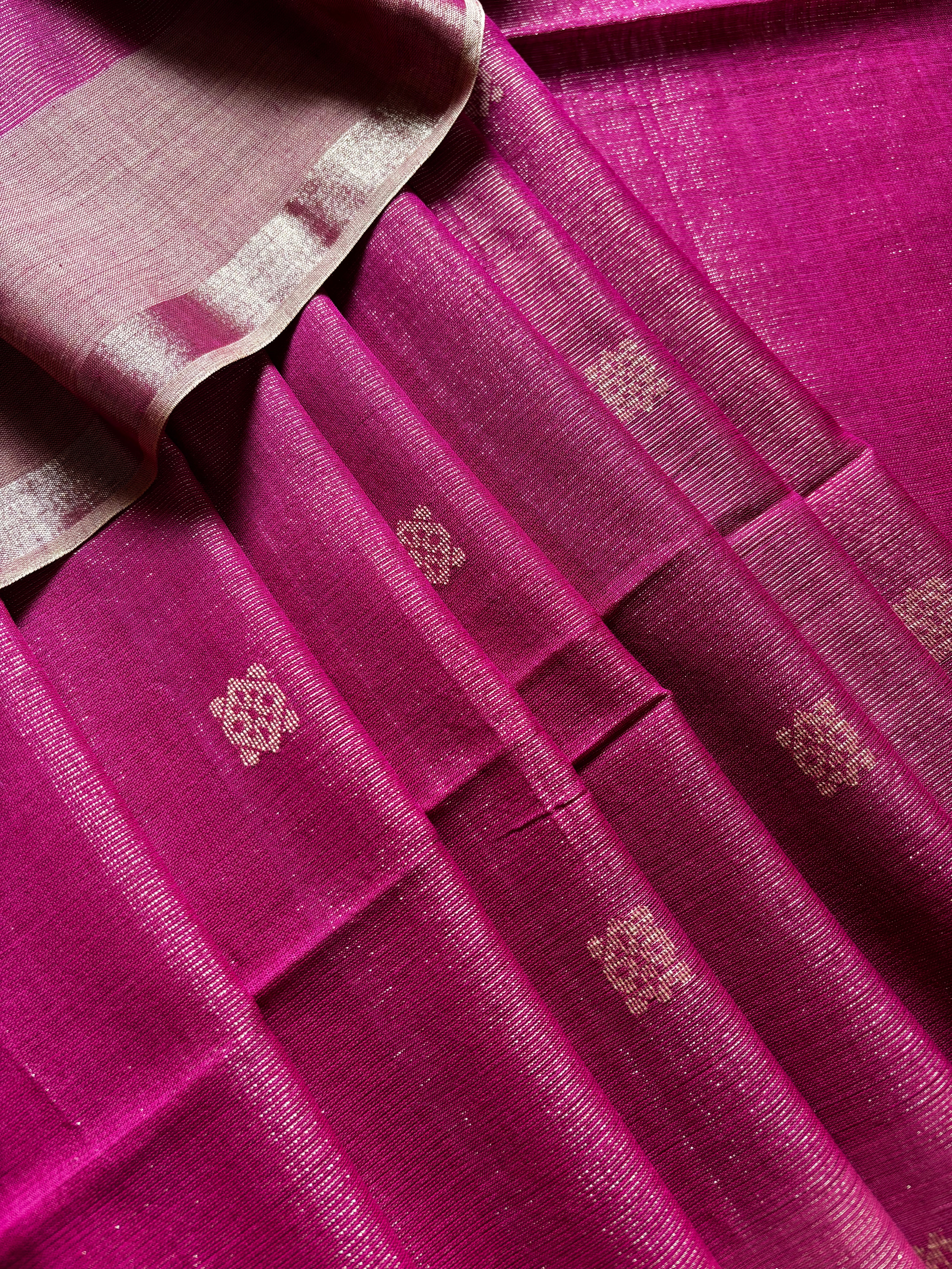 Handwoven Pink Colour Tissue Jamdani Saree