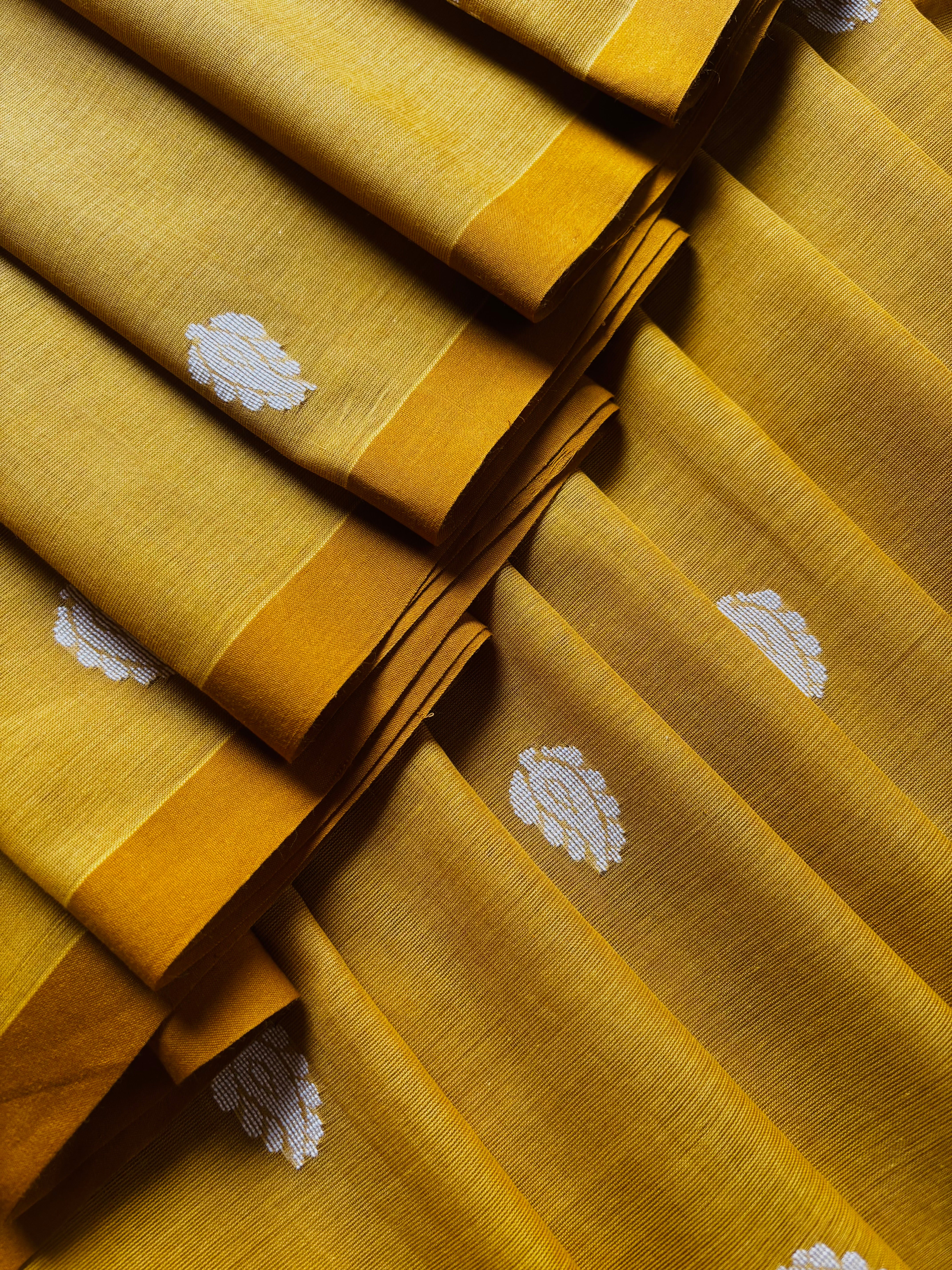 Handwoven Yellow Colour Cotton Jamdani Saree