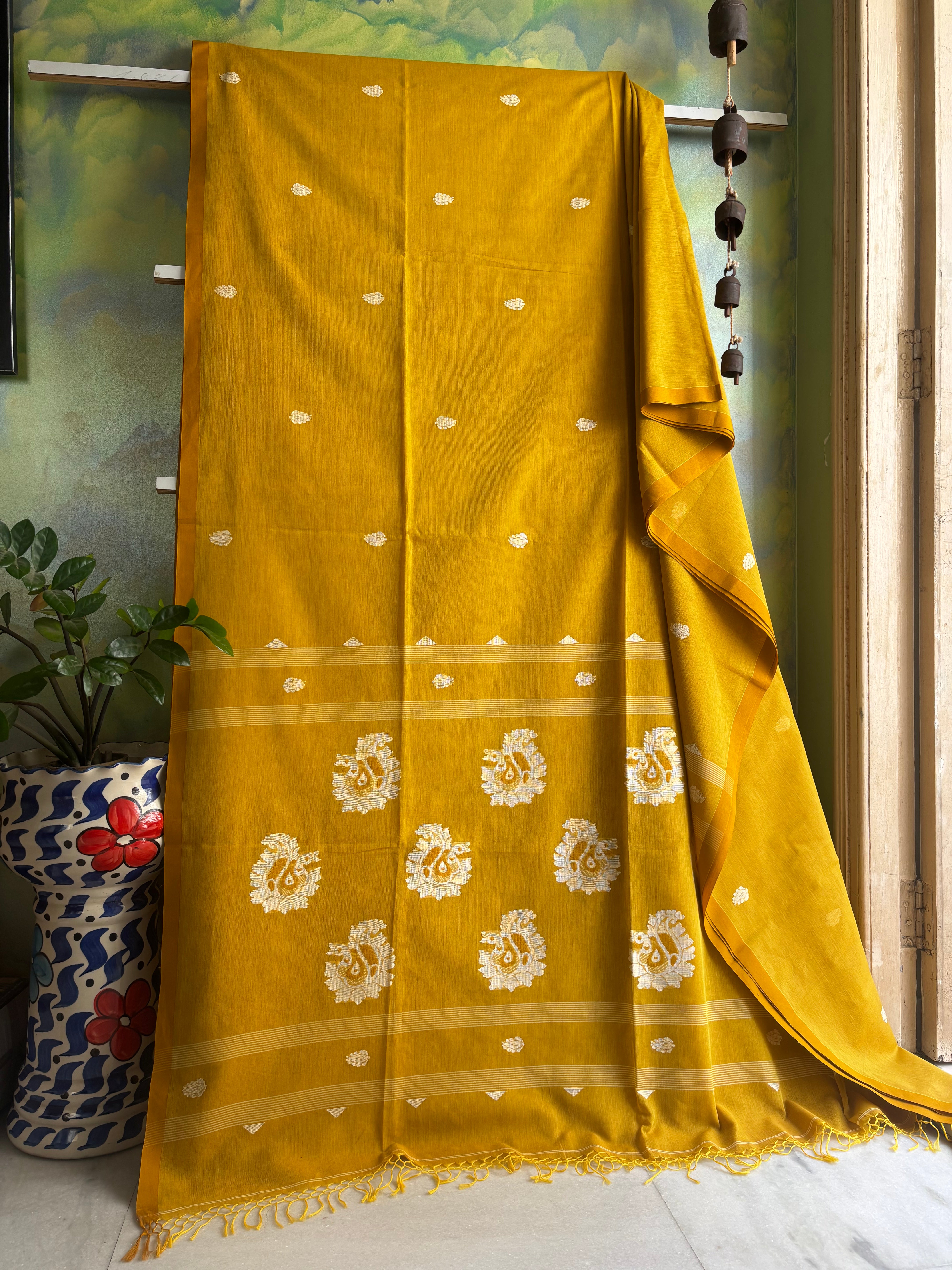 Handwoven Yellow Colour Cotton Jamdani Saree