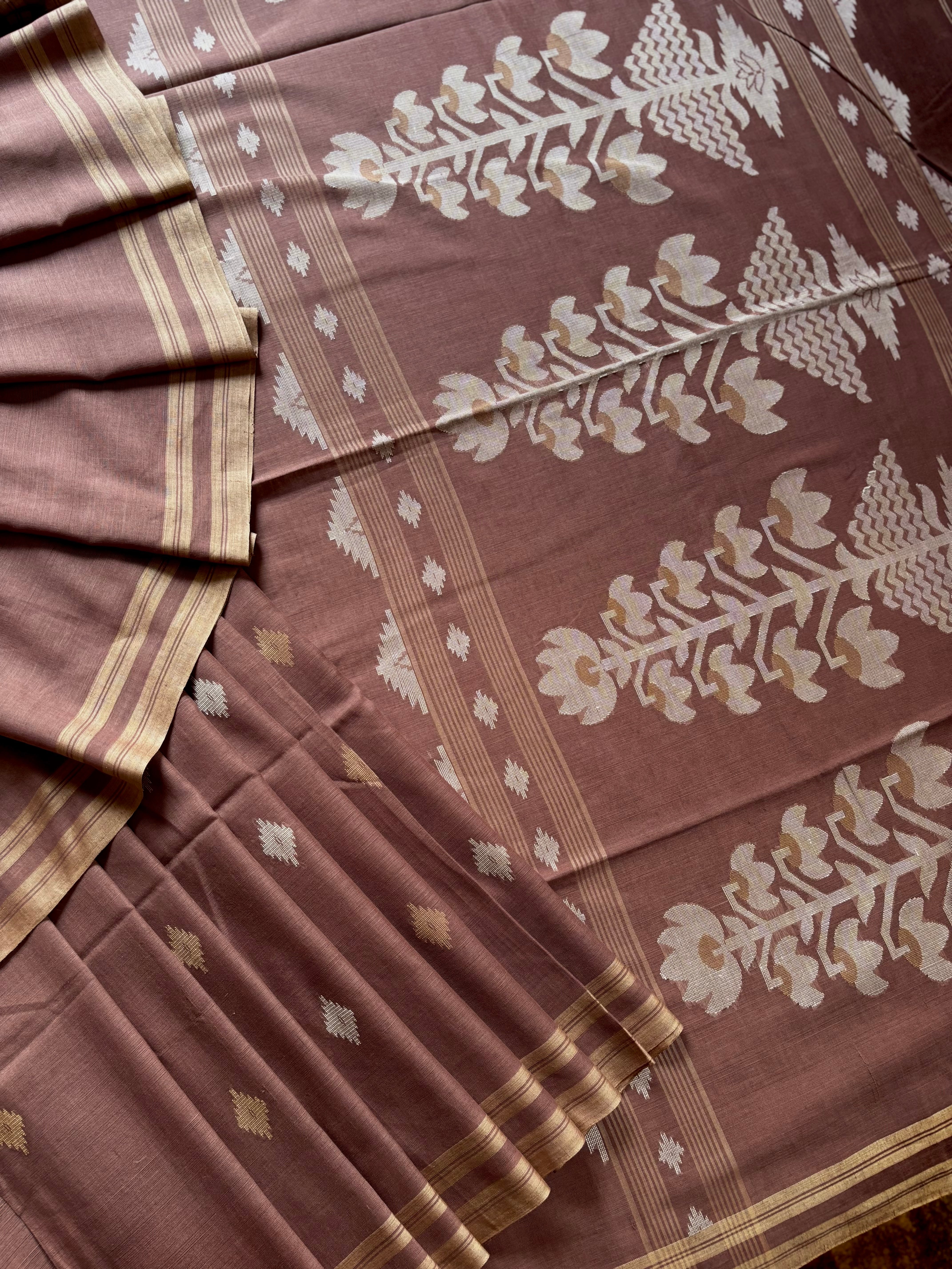 Handwoven Light Brown Phulia Cotton Jamdani Saree