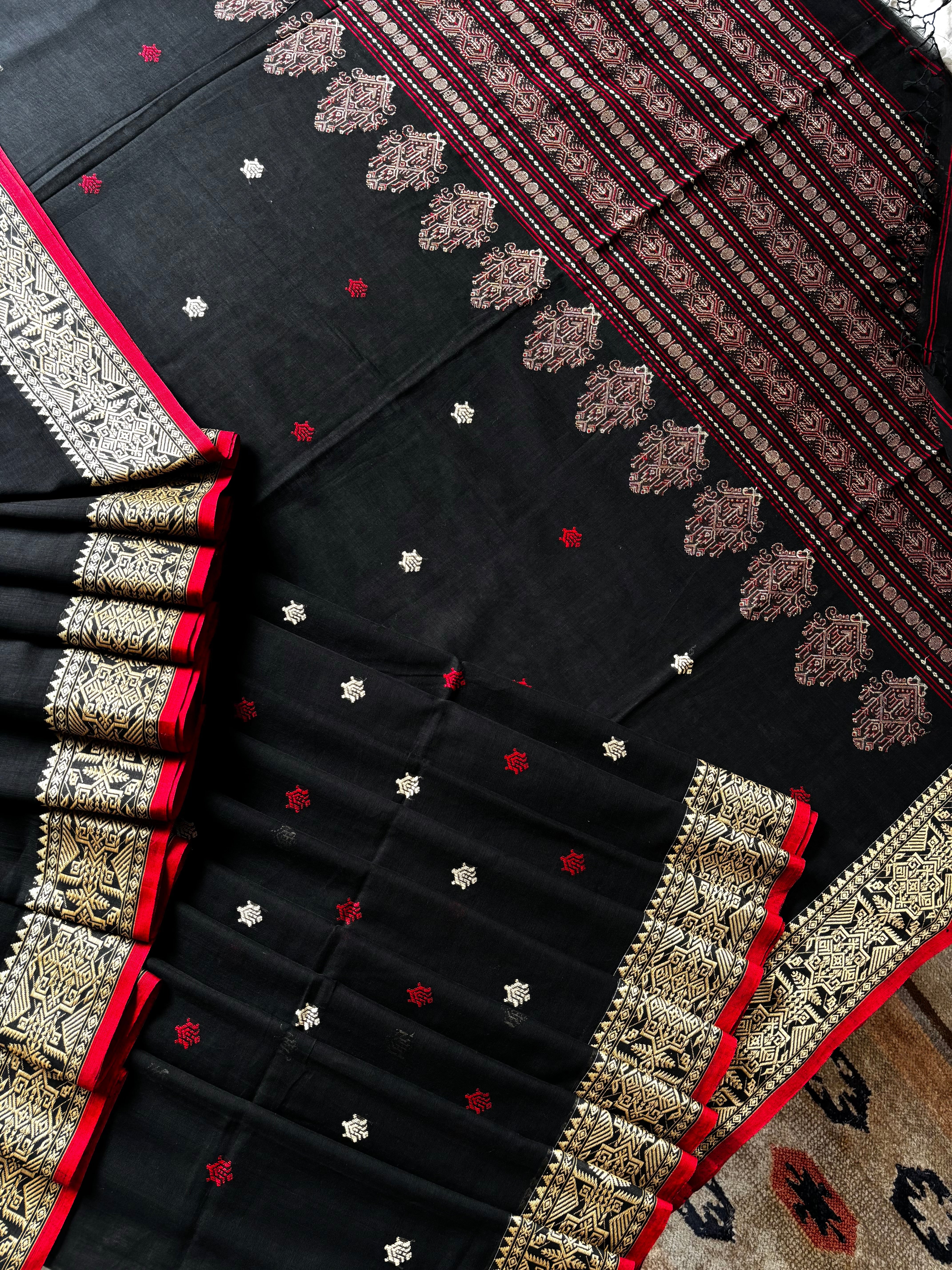 Handwoven Black Colour Phulia Cotton Saree