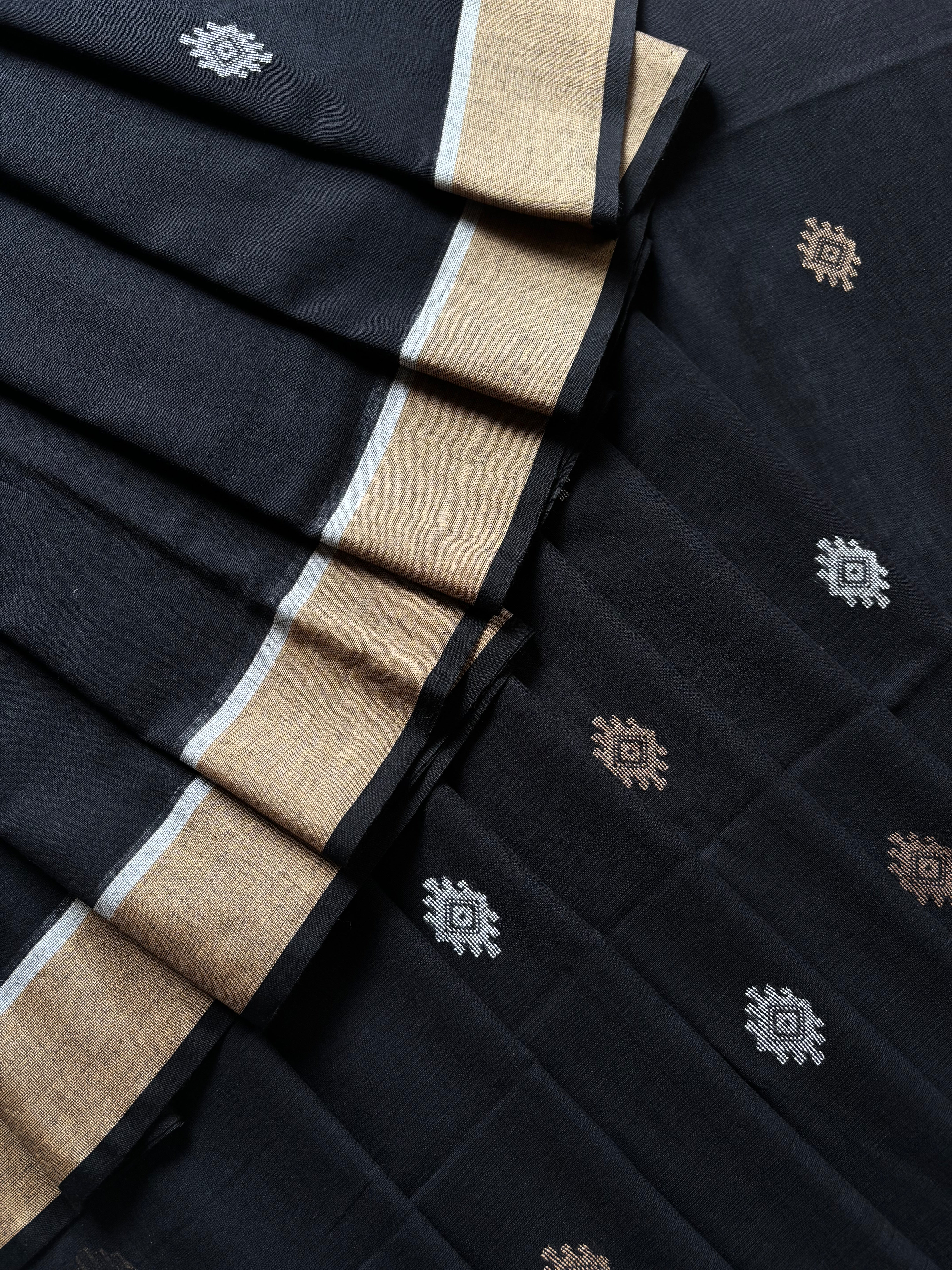 Handwoven Black Colour Cotton Jamdani Saree