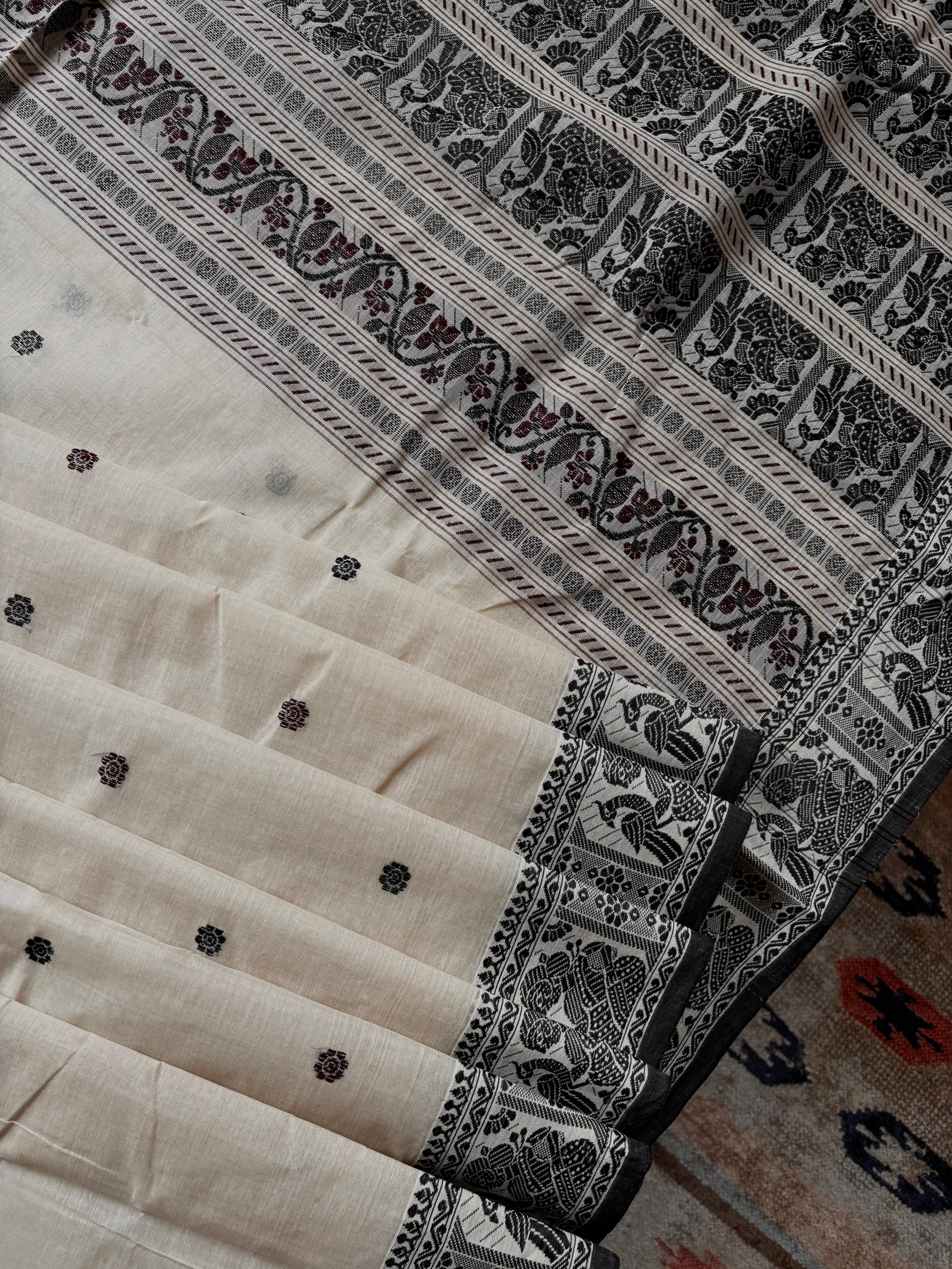 Handwoven Beige Colour Cotton Baluchari Saree