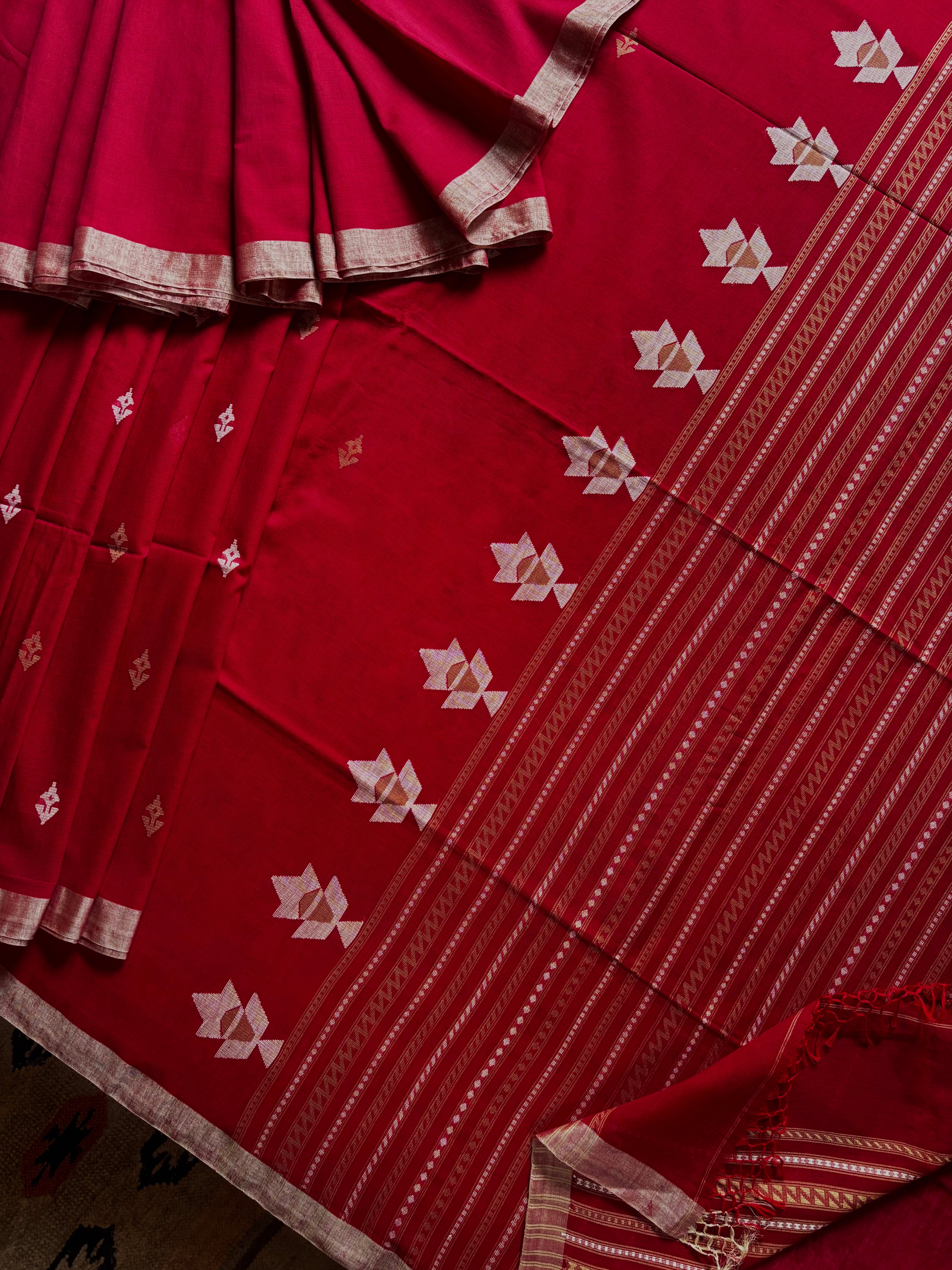Handwoven Dark Red Colour Cotton Jamdani Saree