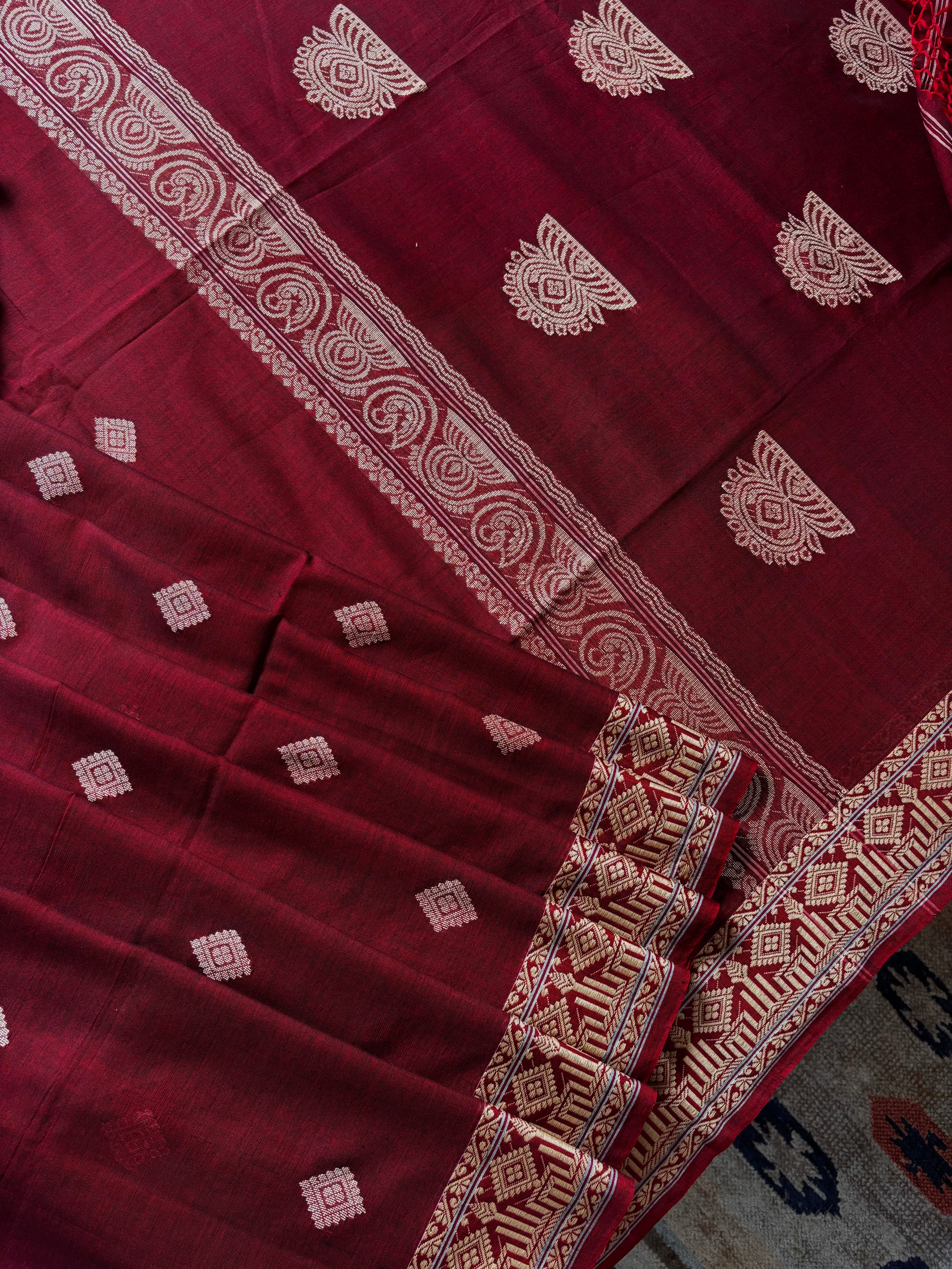 Handwoven Reddish Maroon Colour Phulia Cotton Saree