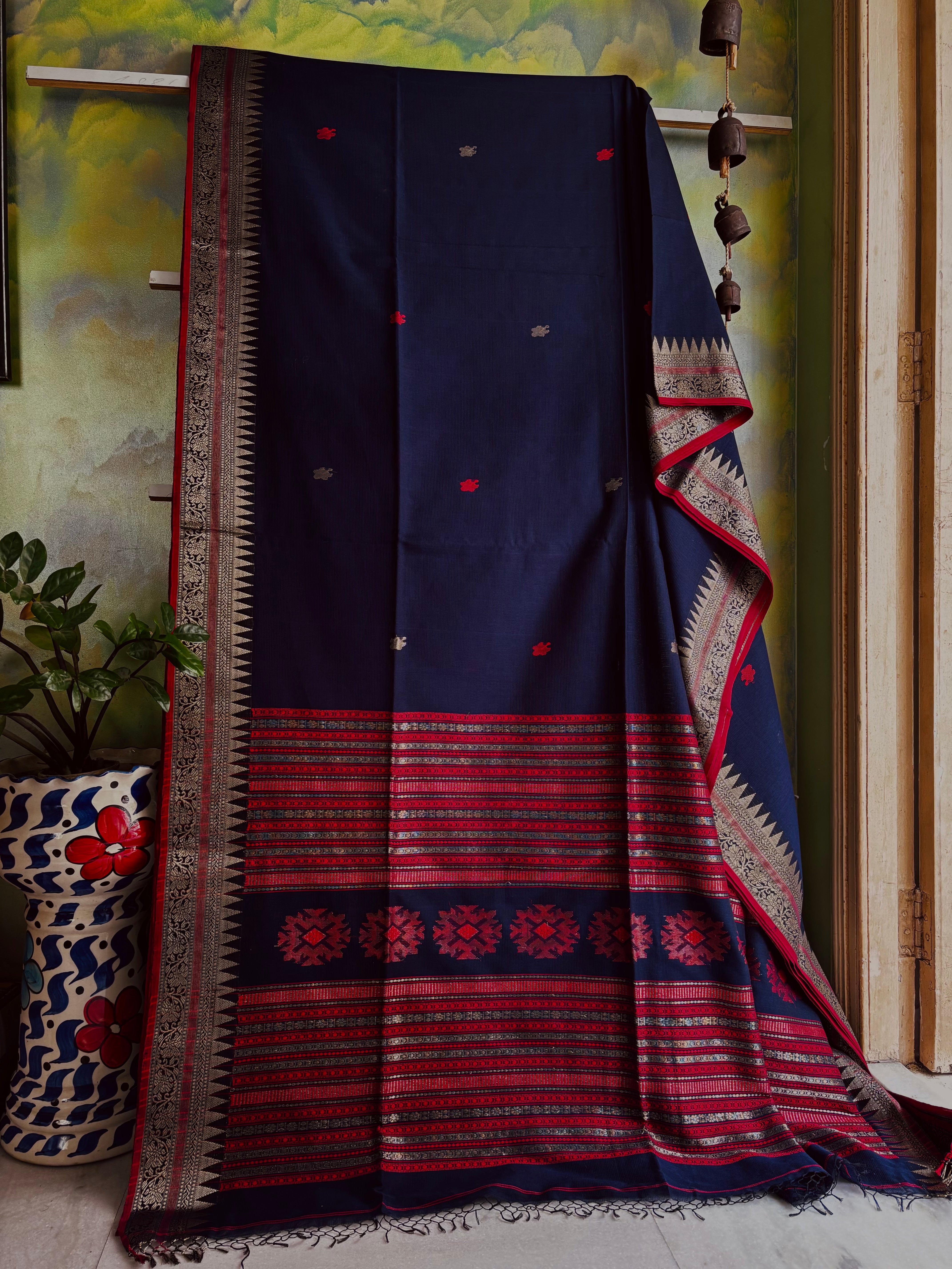 Handwoven Navy Blue Colour Cotton Jamdani Saree