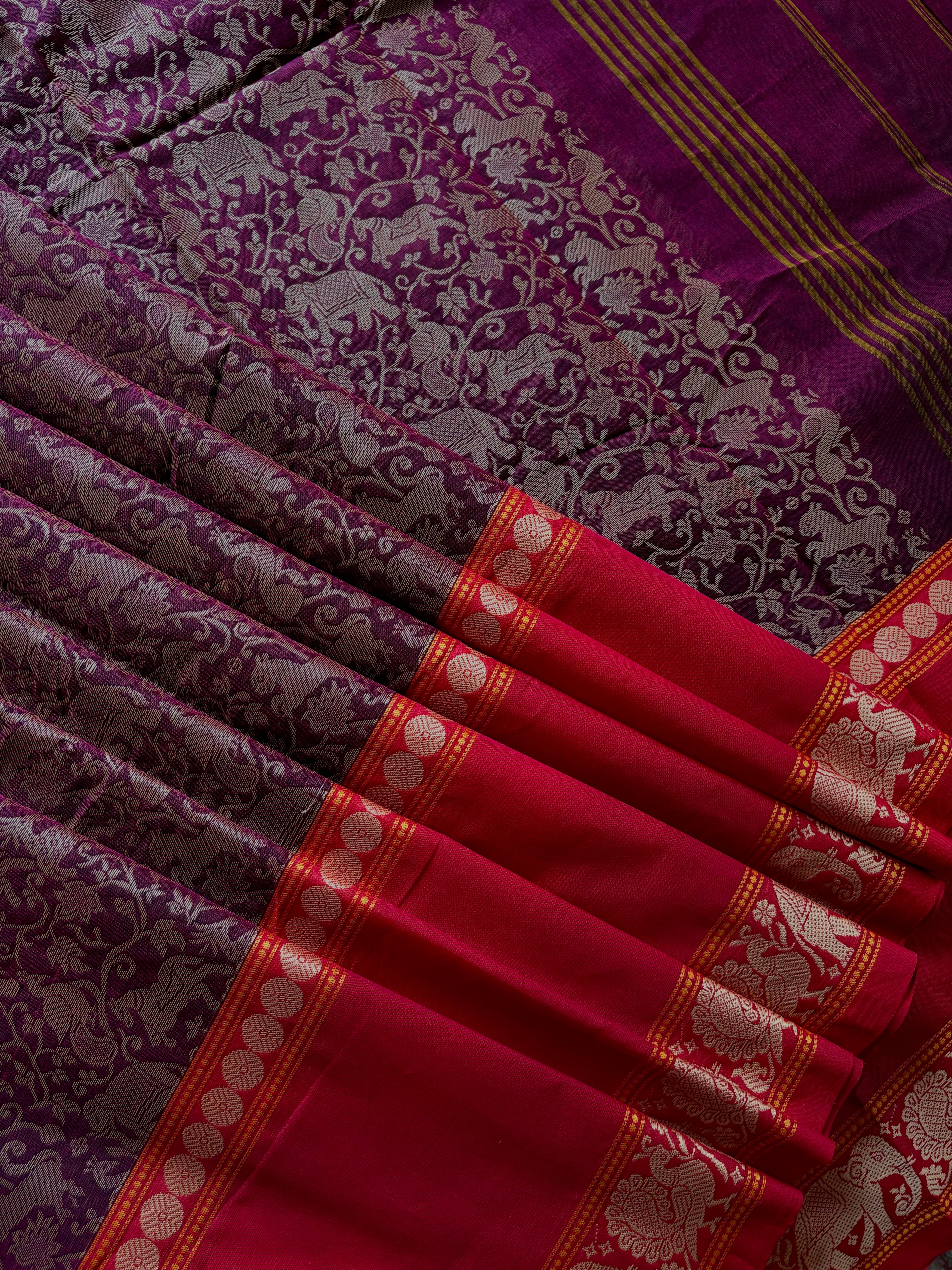 Handwoven Purplish Garnet Colour Kanchipuram Saree