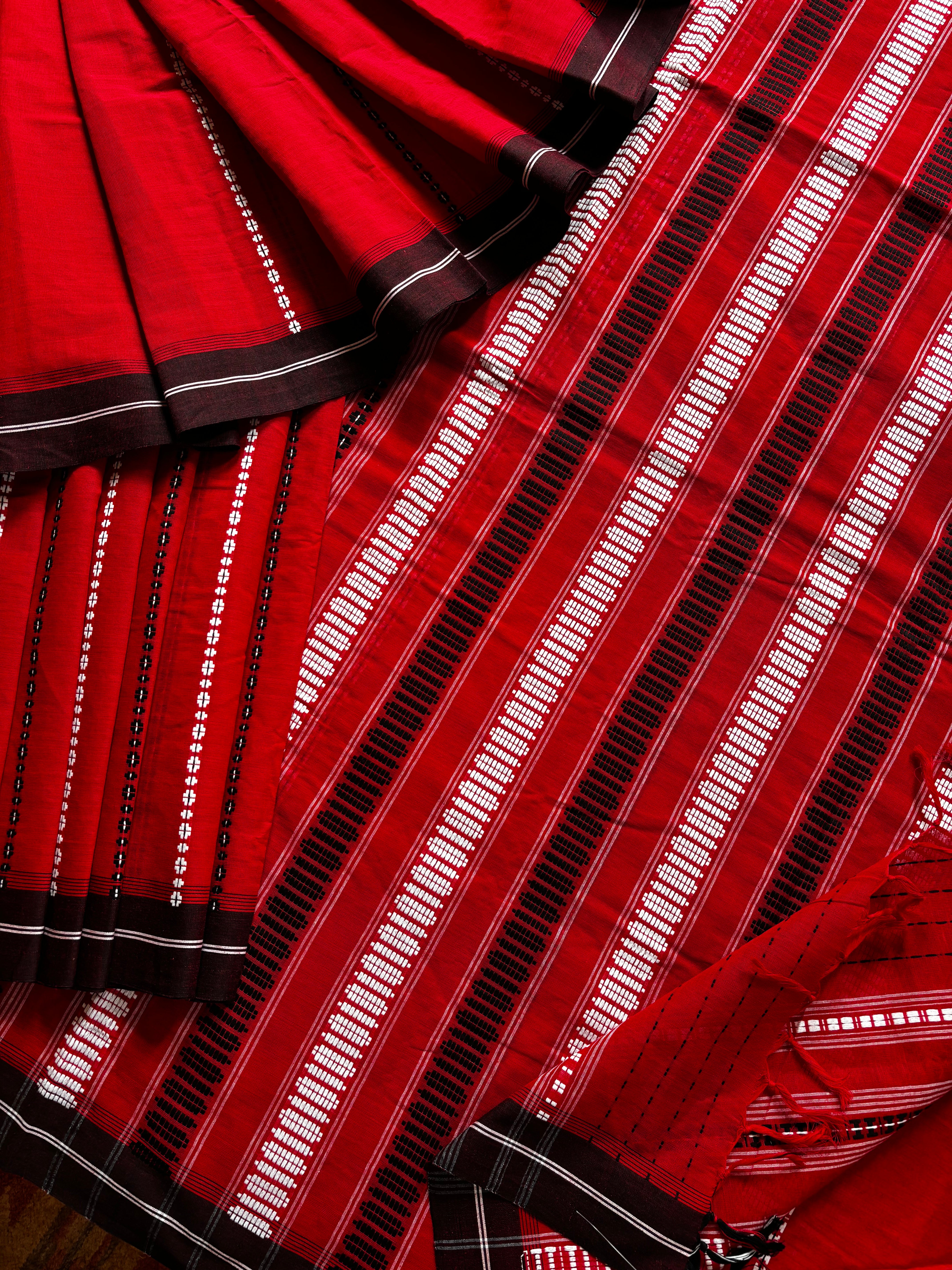 Handwoven Red Black White Begampuri Pure Cotton Saree