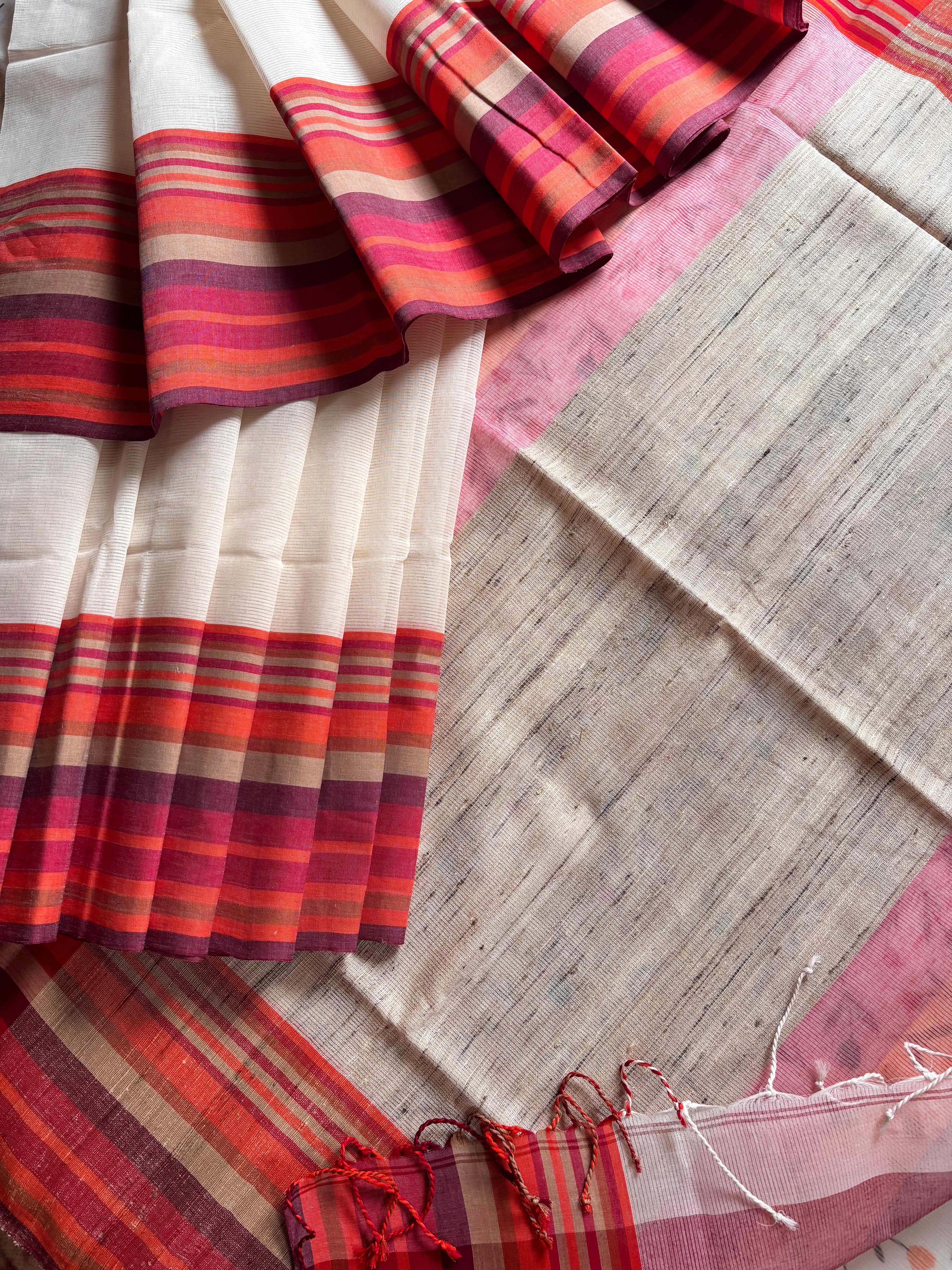 Handwoven OffWhite Red Phulia Cotton Saree