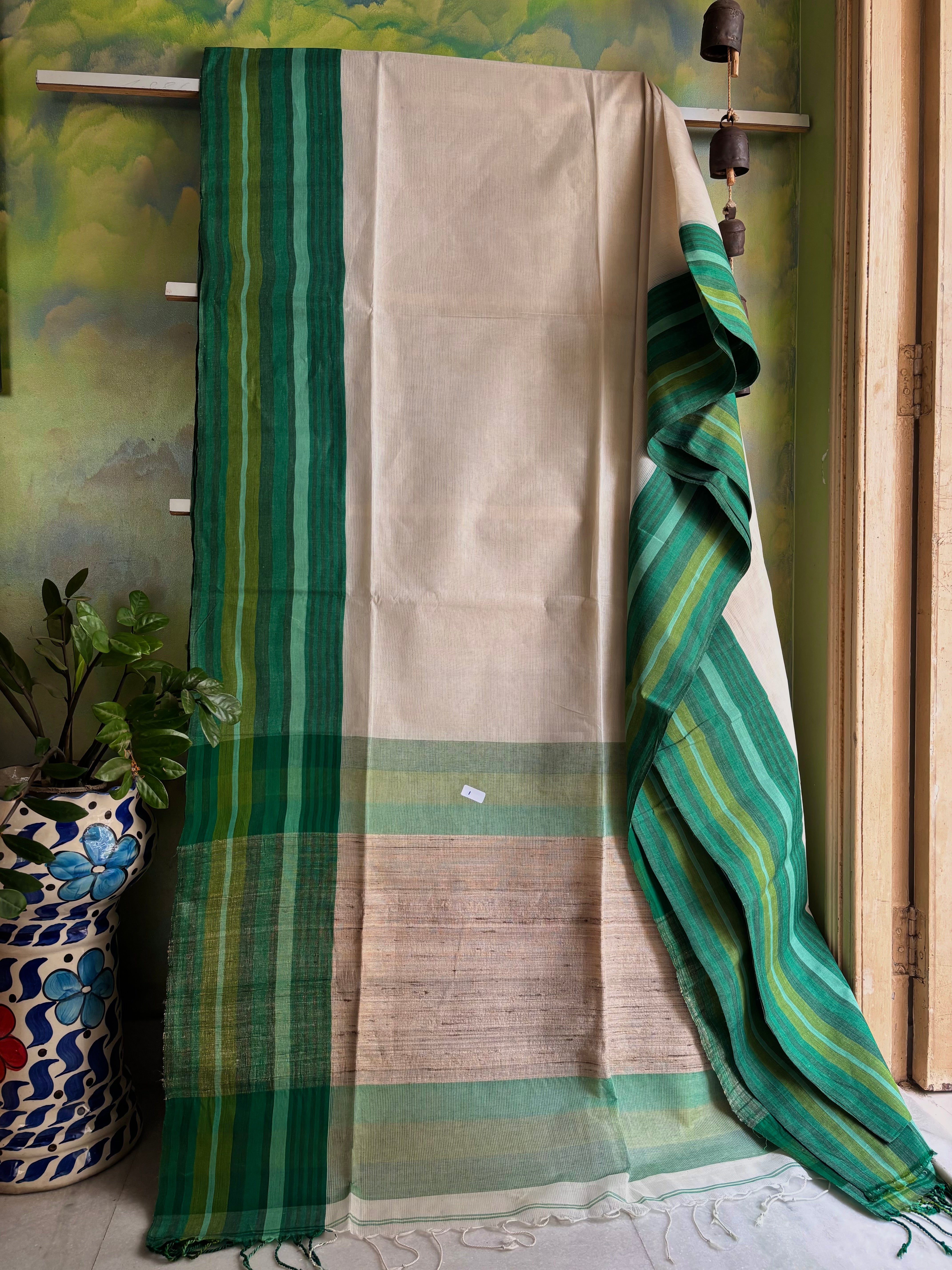 Handwoven Pearl White Green Phulia Cotton Saree