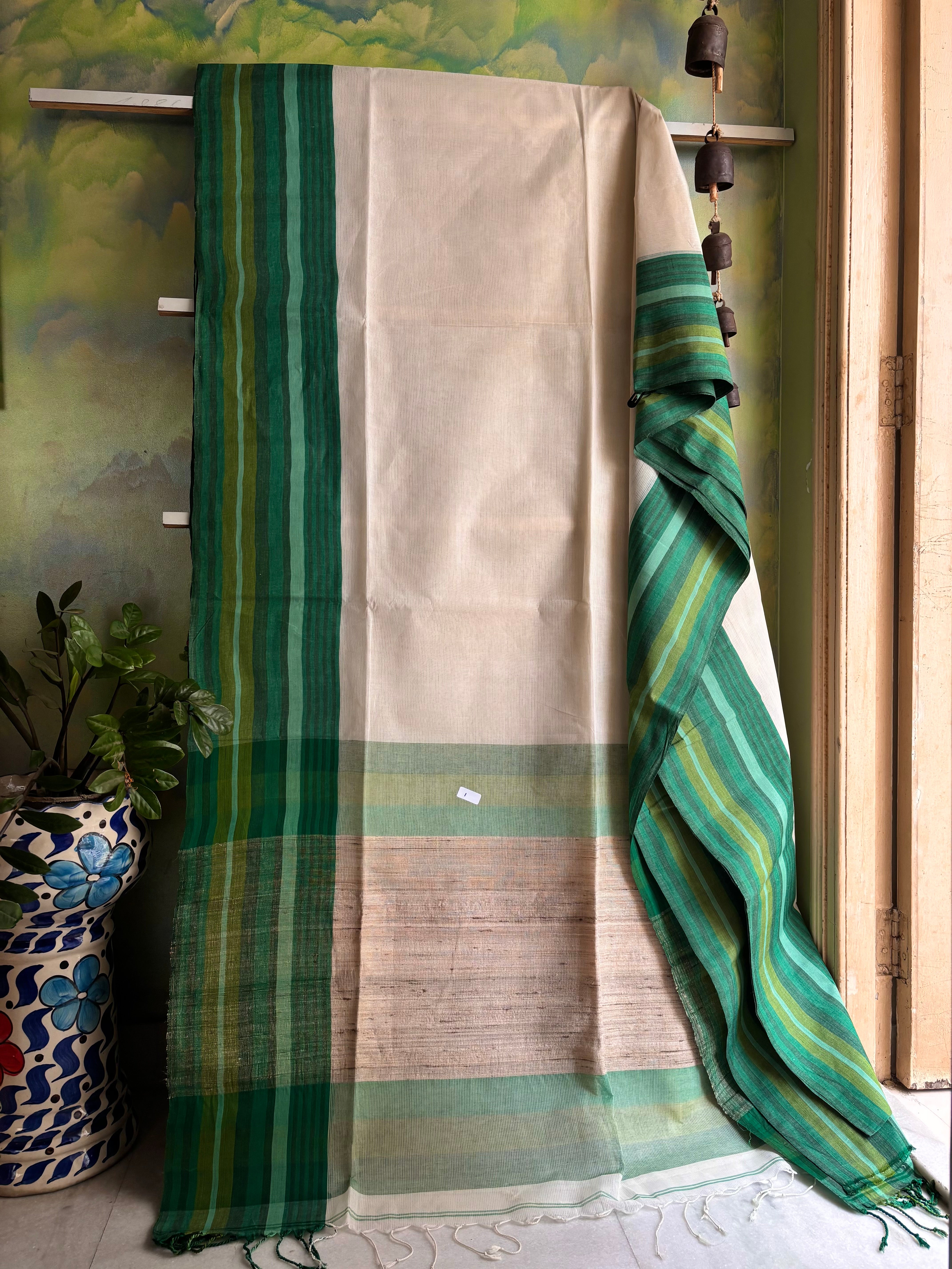 Handwoven Pearl White Green Phulia Cotton Saree