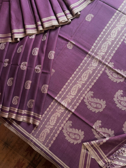 Handwoven Dusty Lavender Colour Cotton Jamdani Saree