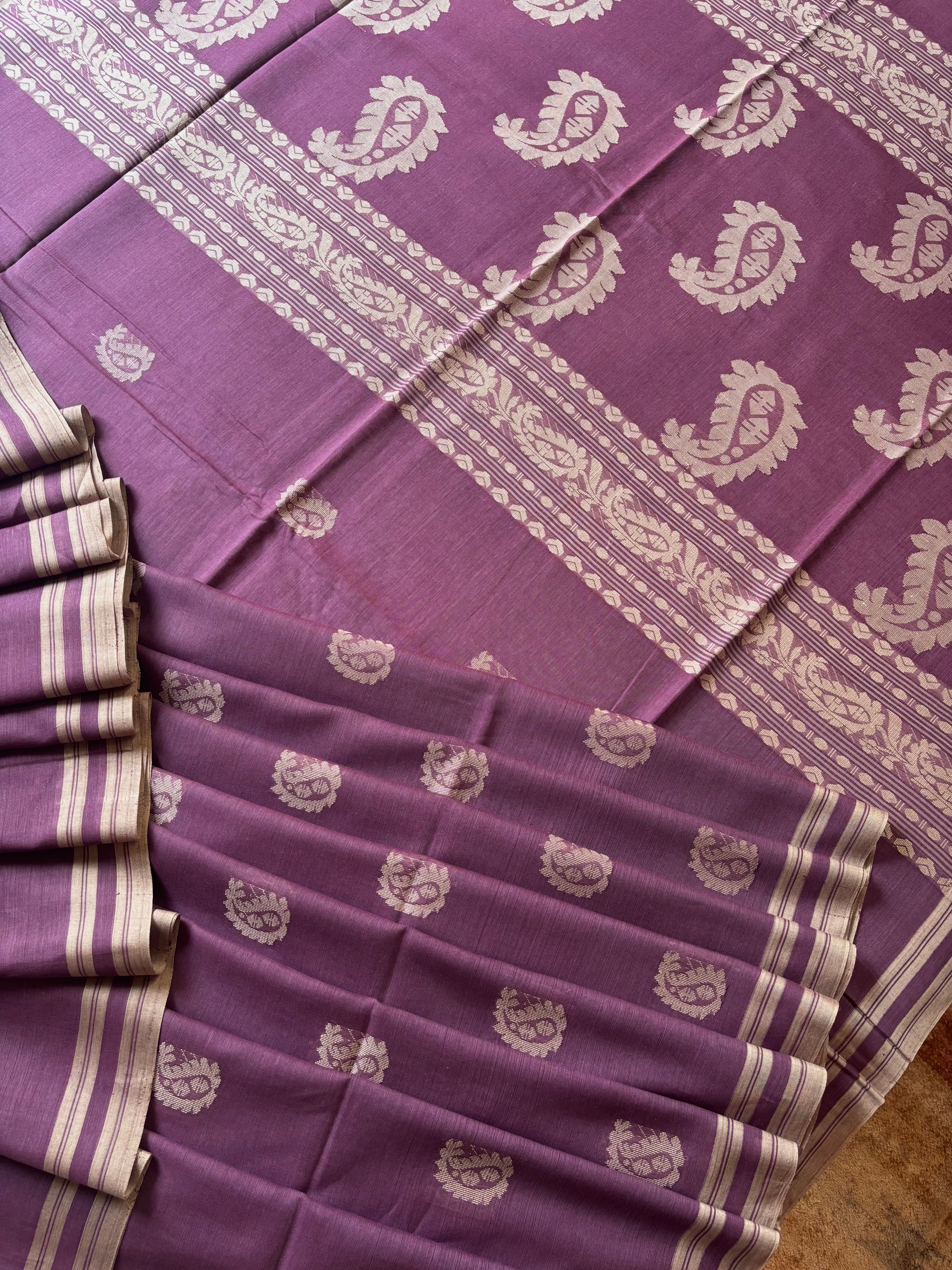 Handwoven Dusty Lavender Colour Cotton Jamdani Saree